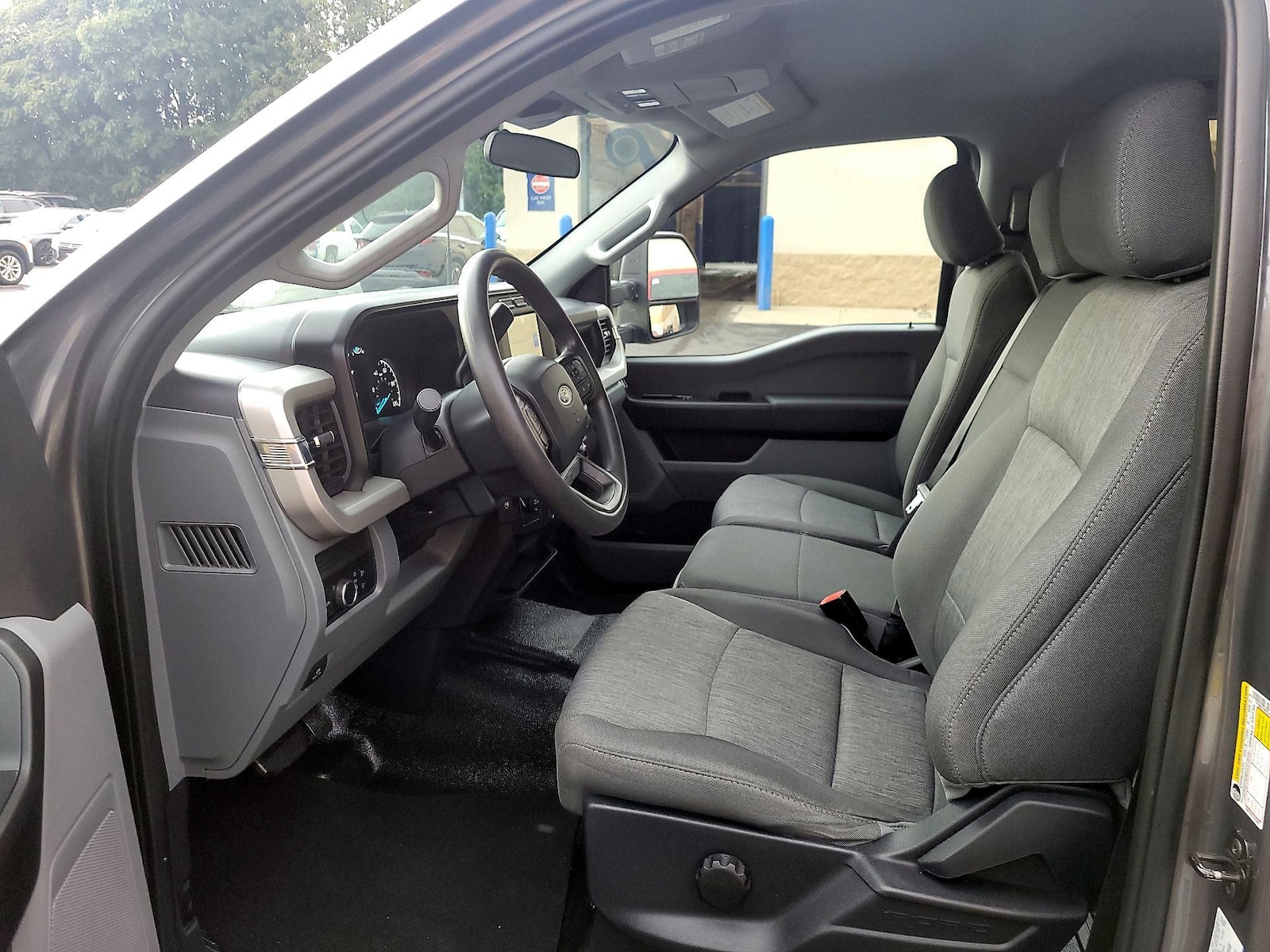 2023 Ford F-350 Super Duty XL - Photo 11