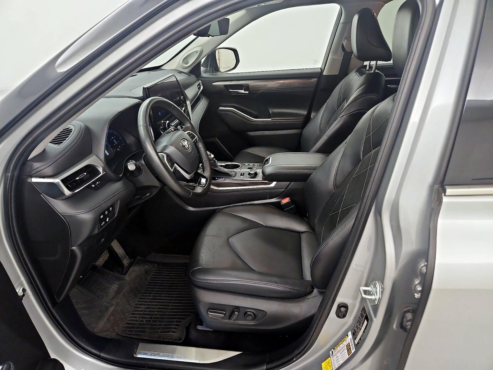 2023 Toyota Highlander Platinum - Photo 12