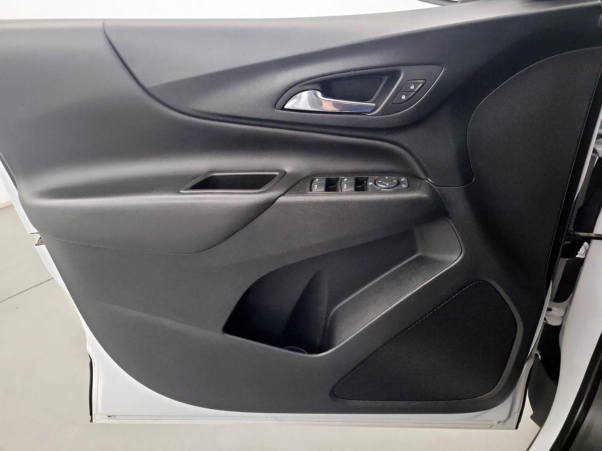Thumbnail: 2022 Chevrolet Equinox - 12