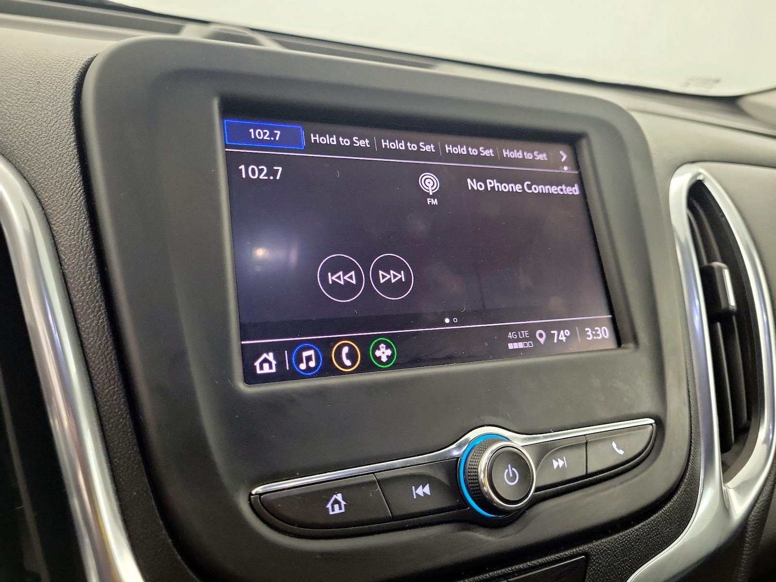 2022 Chevrolet Equinox LT - Photo 16