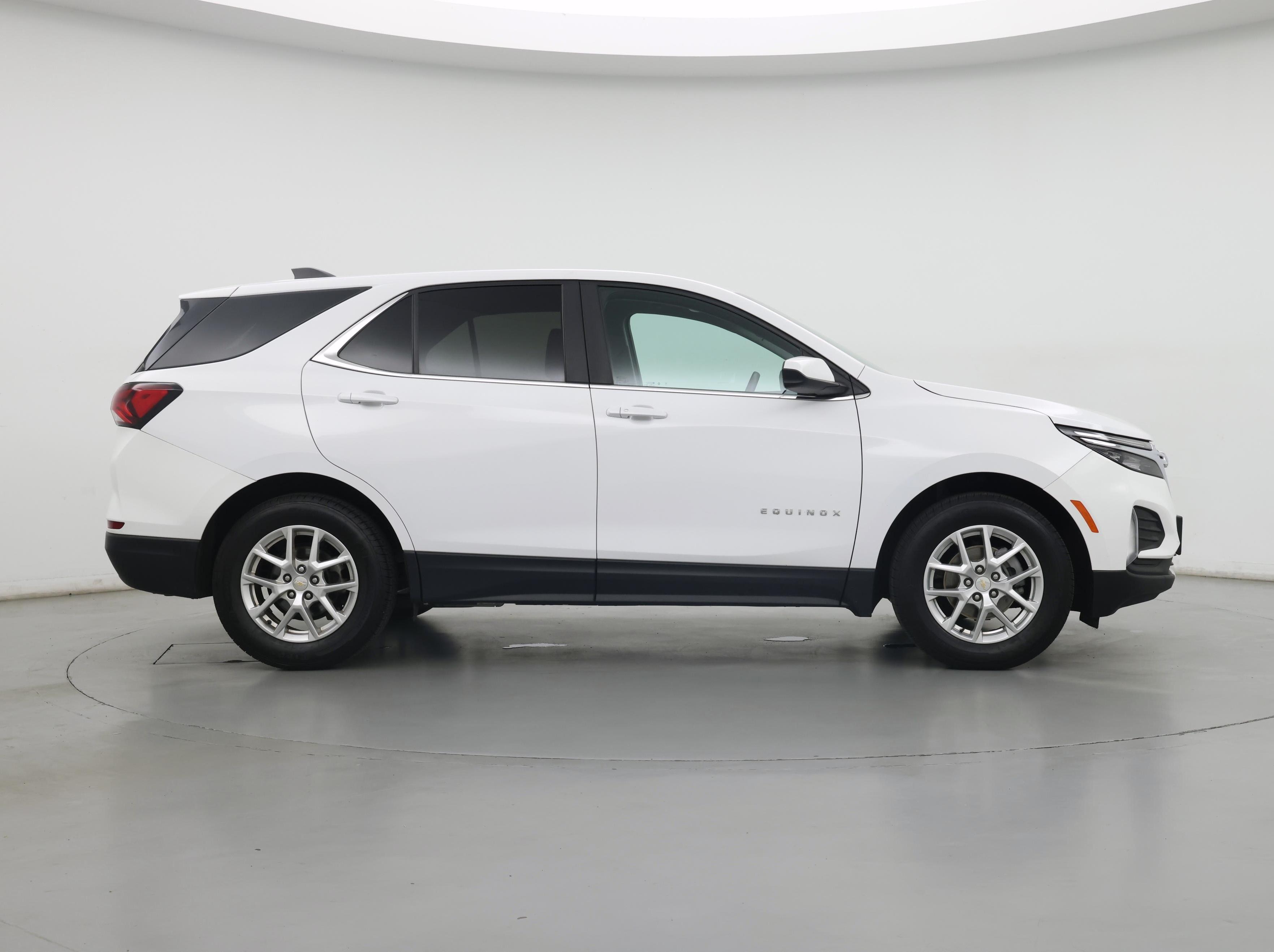 Thumbnail: 2022 Chevrolet Equinox - 7
