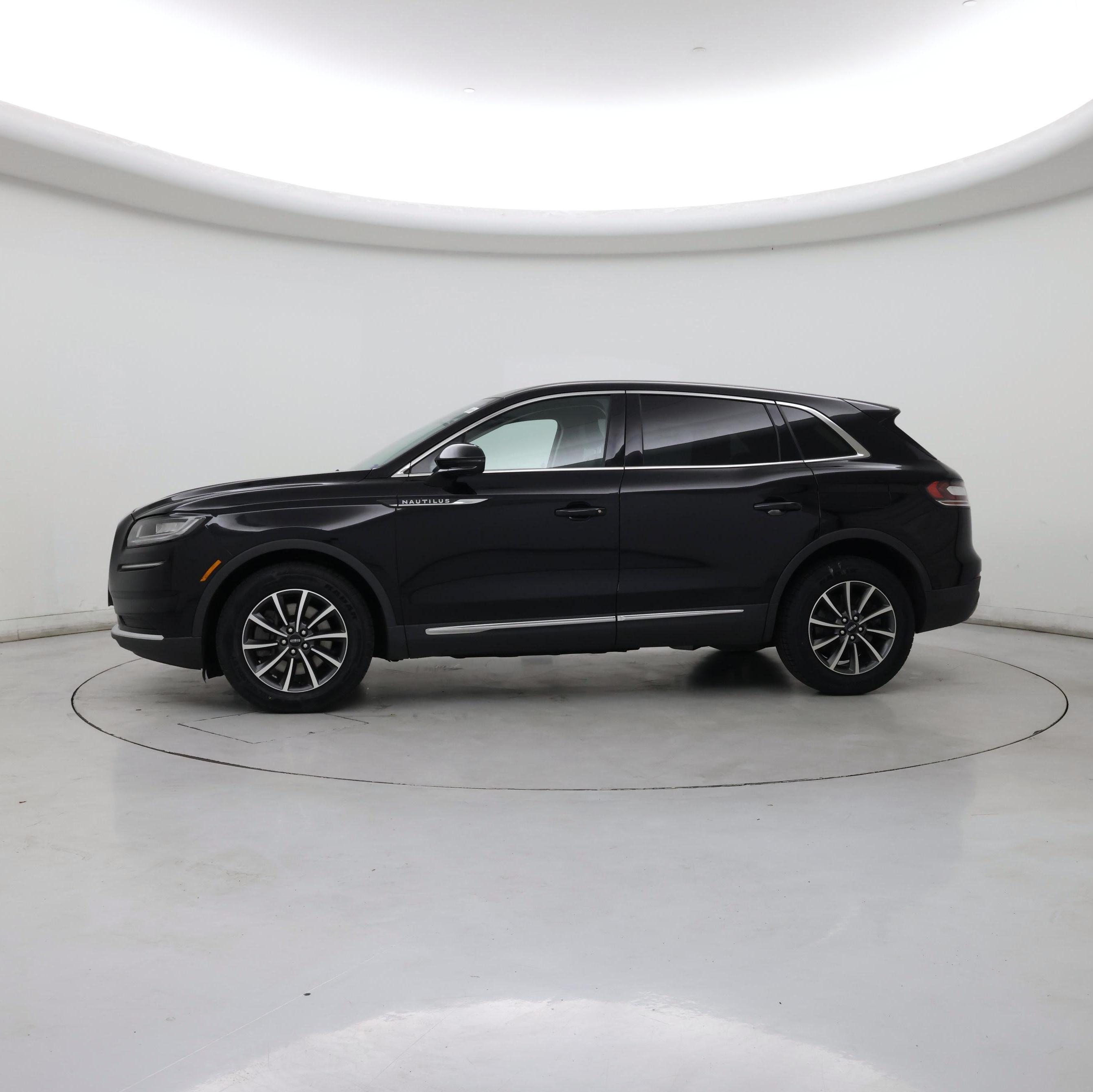 Thumbnail: 2022 Lincoln Nautilus - 3