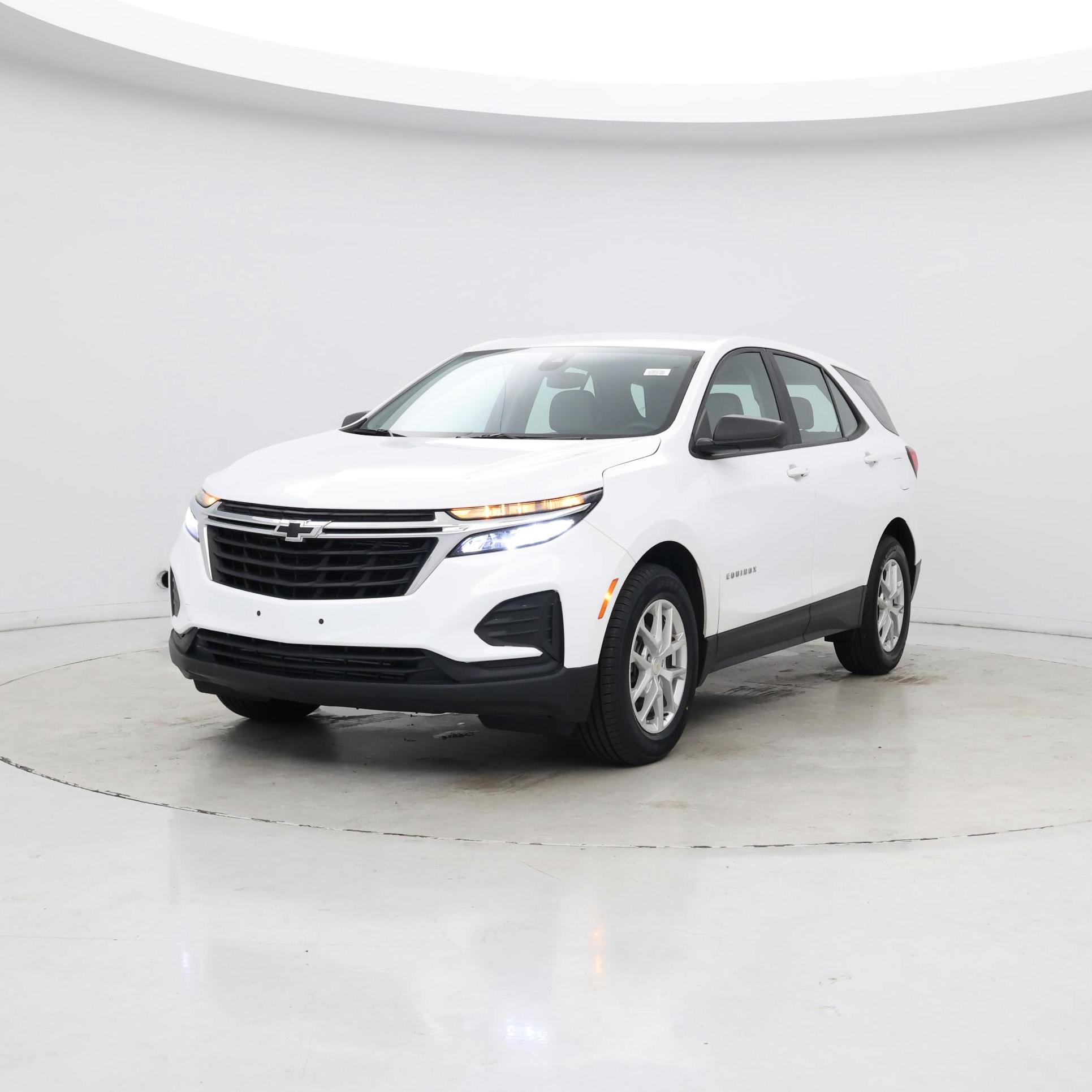 Thumbnail: 2023 Chevrolet Equinox - 4
