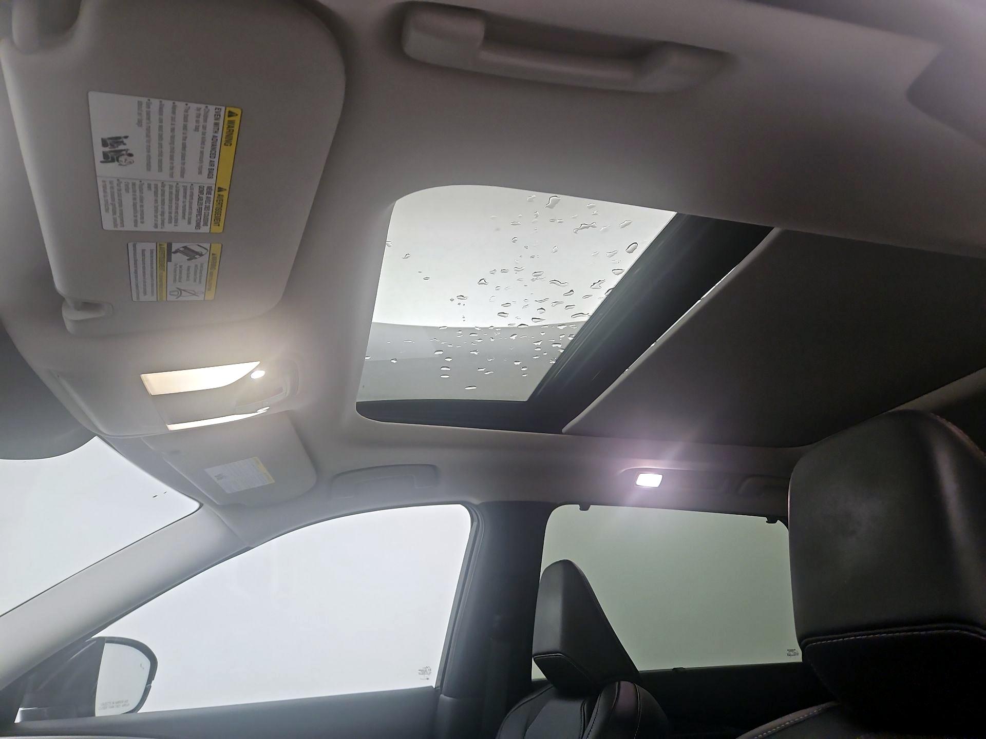 Thumbnail: 2023 INFINITI QX60 - 19