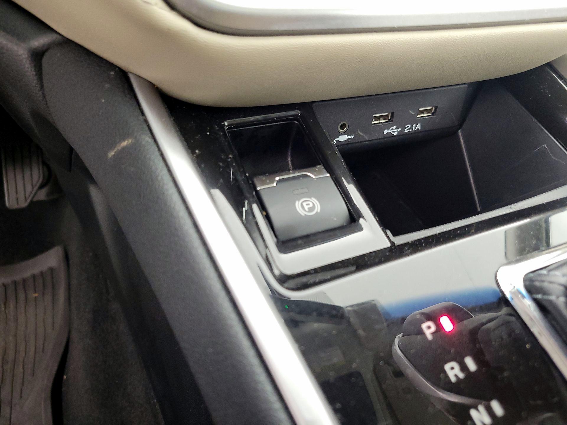 Thumbnail: 2022 Subaru Legacy - 19