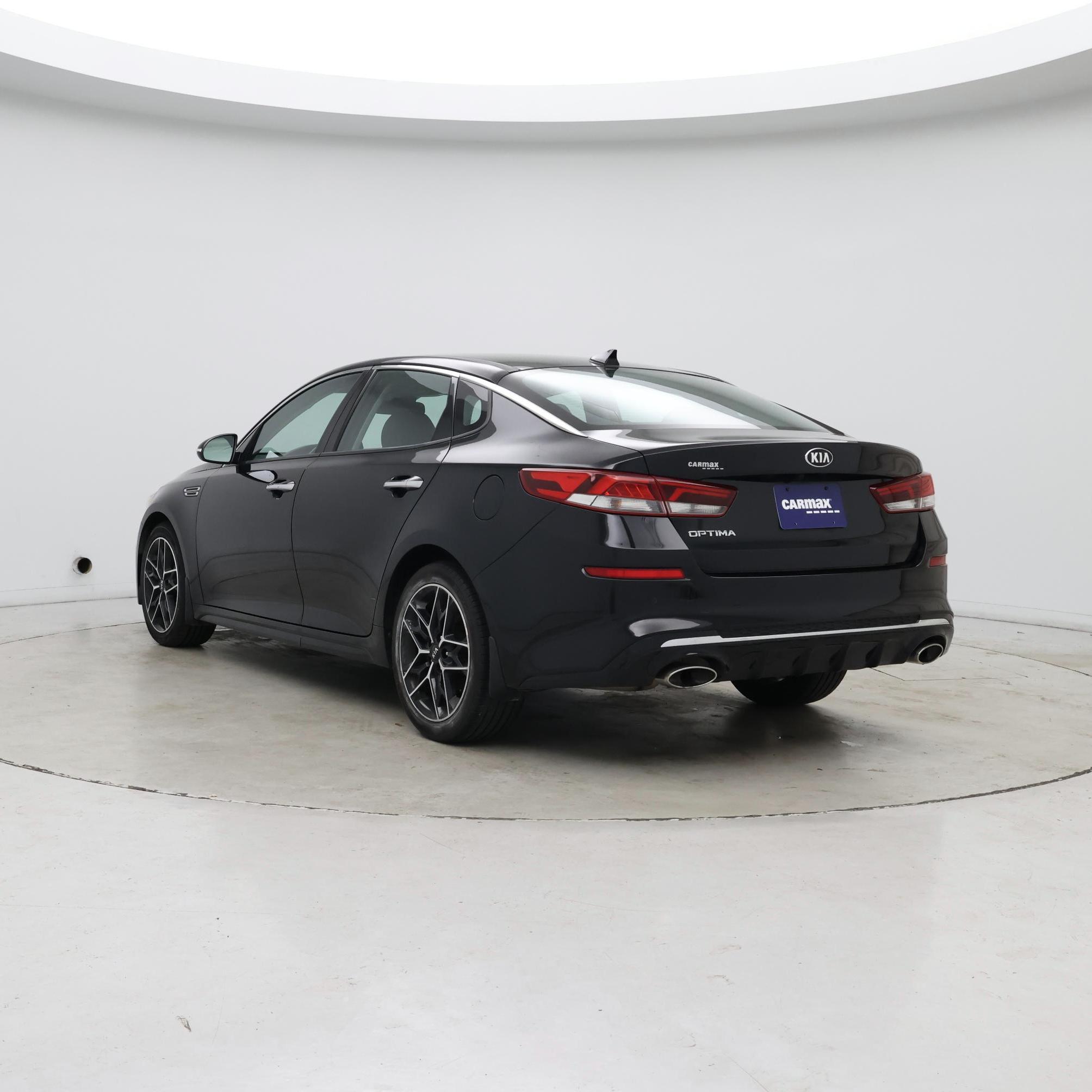 Thumbnail: 2020 Kia Optima - 2