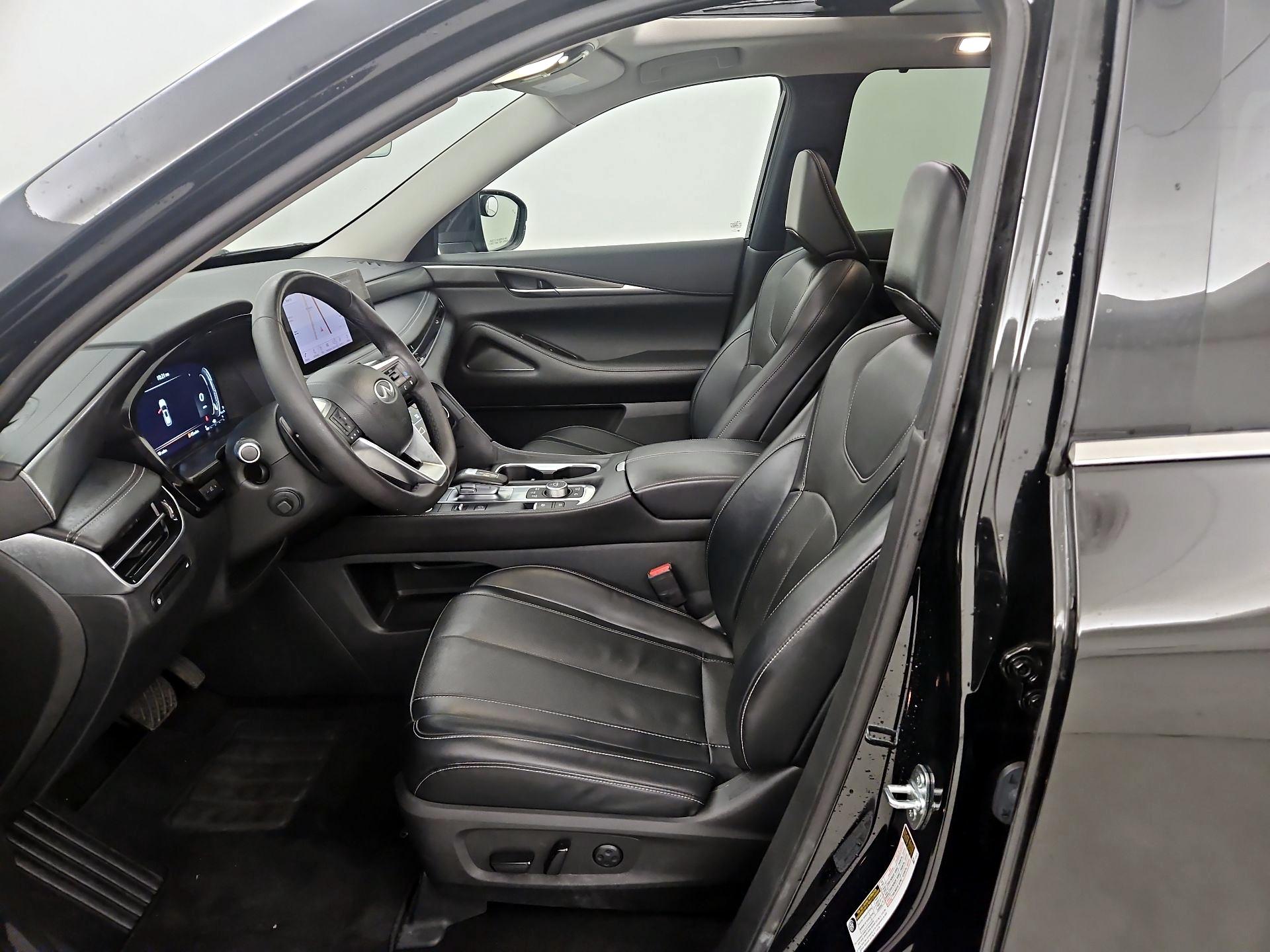 Thumbnail: 2023 INFINITI QX60 - 11