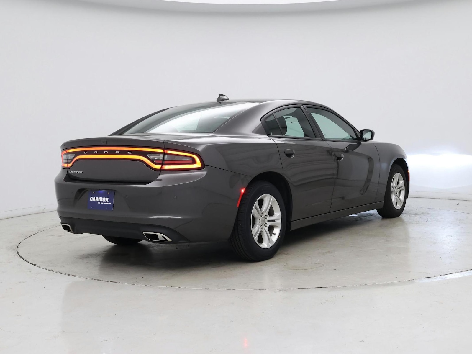 2023 Dodge Charger SXT - Photo 9