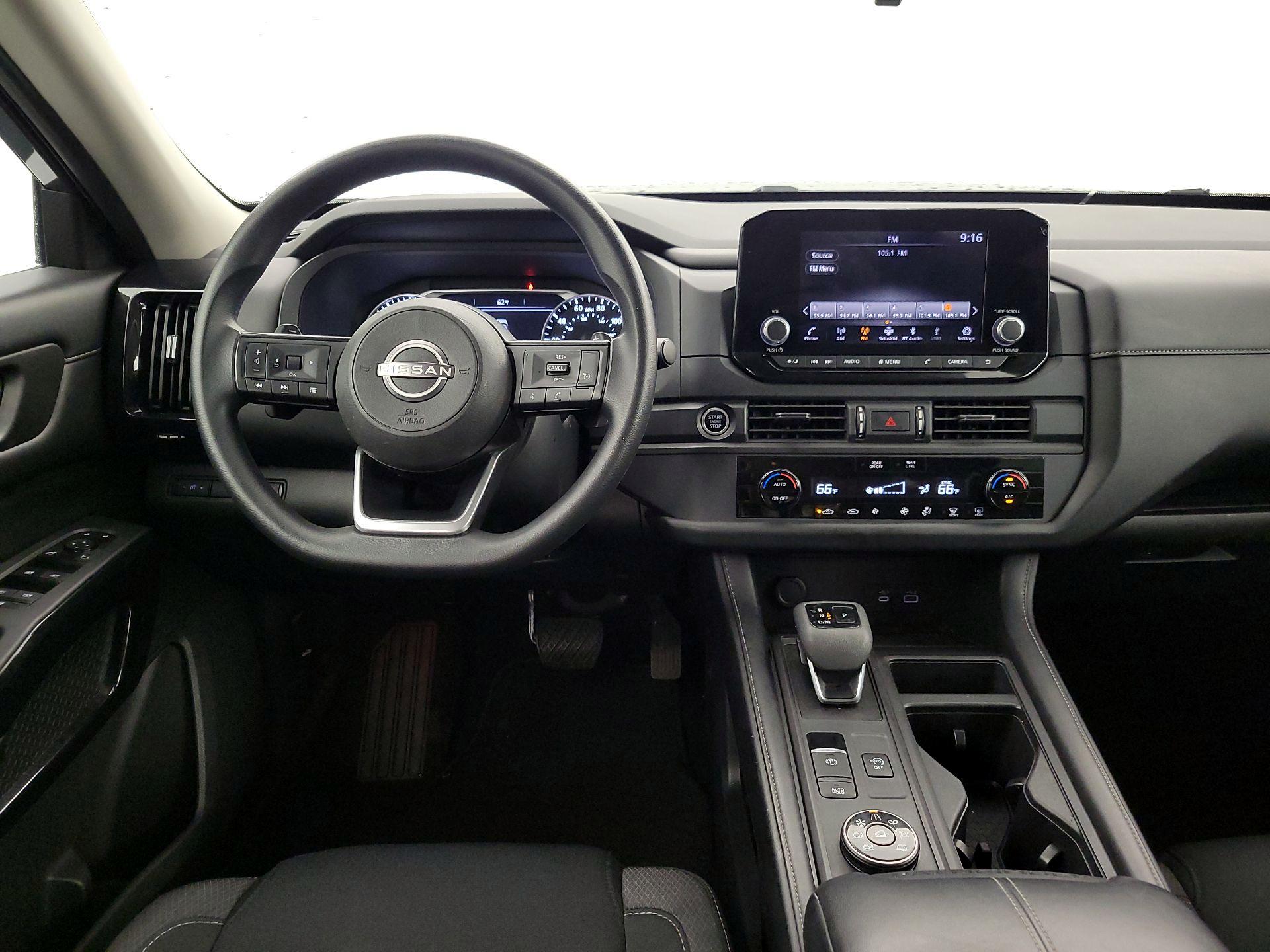 Thumbnail: 2023 Nissan Pathfinder - 10