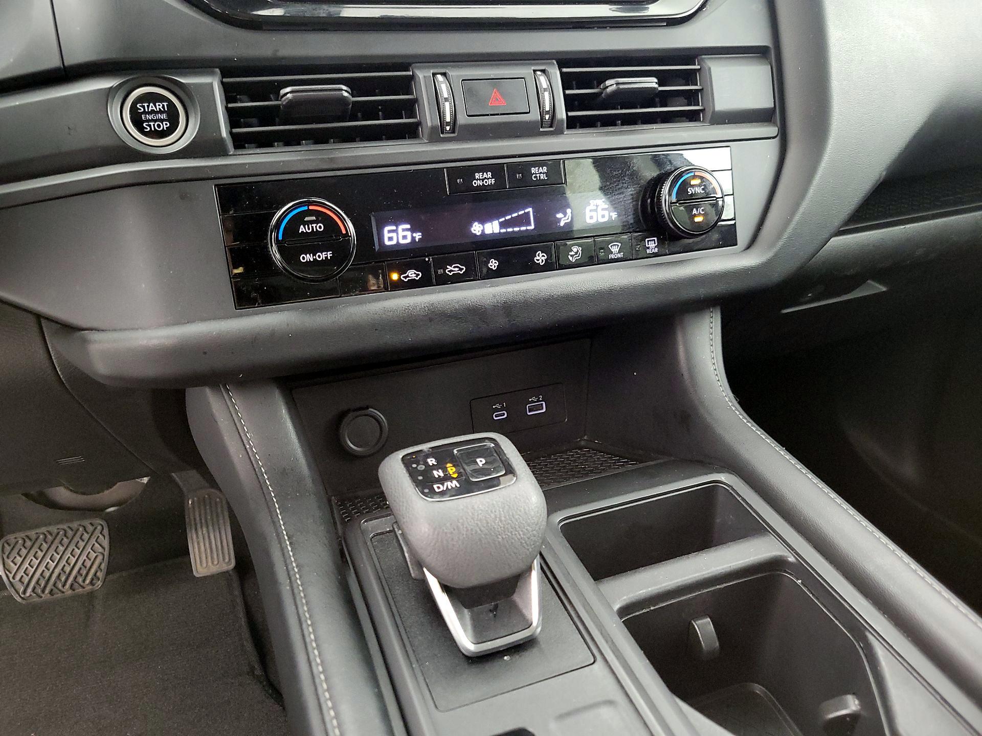 Thumbnail: 2023 Nissan Pathfinder - 16