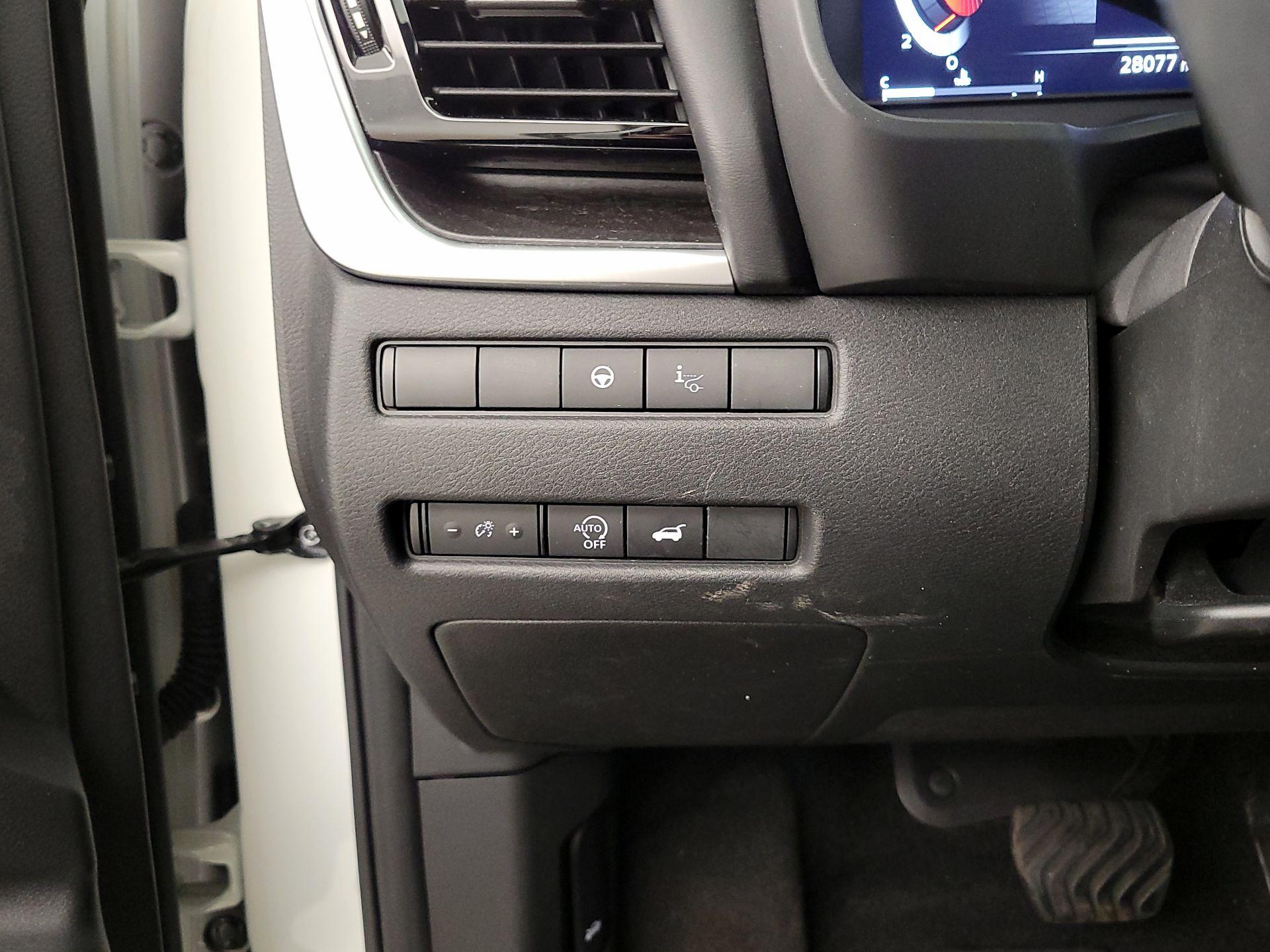 Thumbnail: 2023 Nissan Rogue - 13