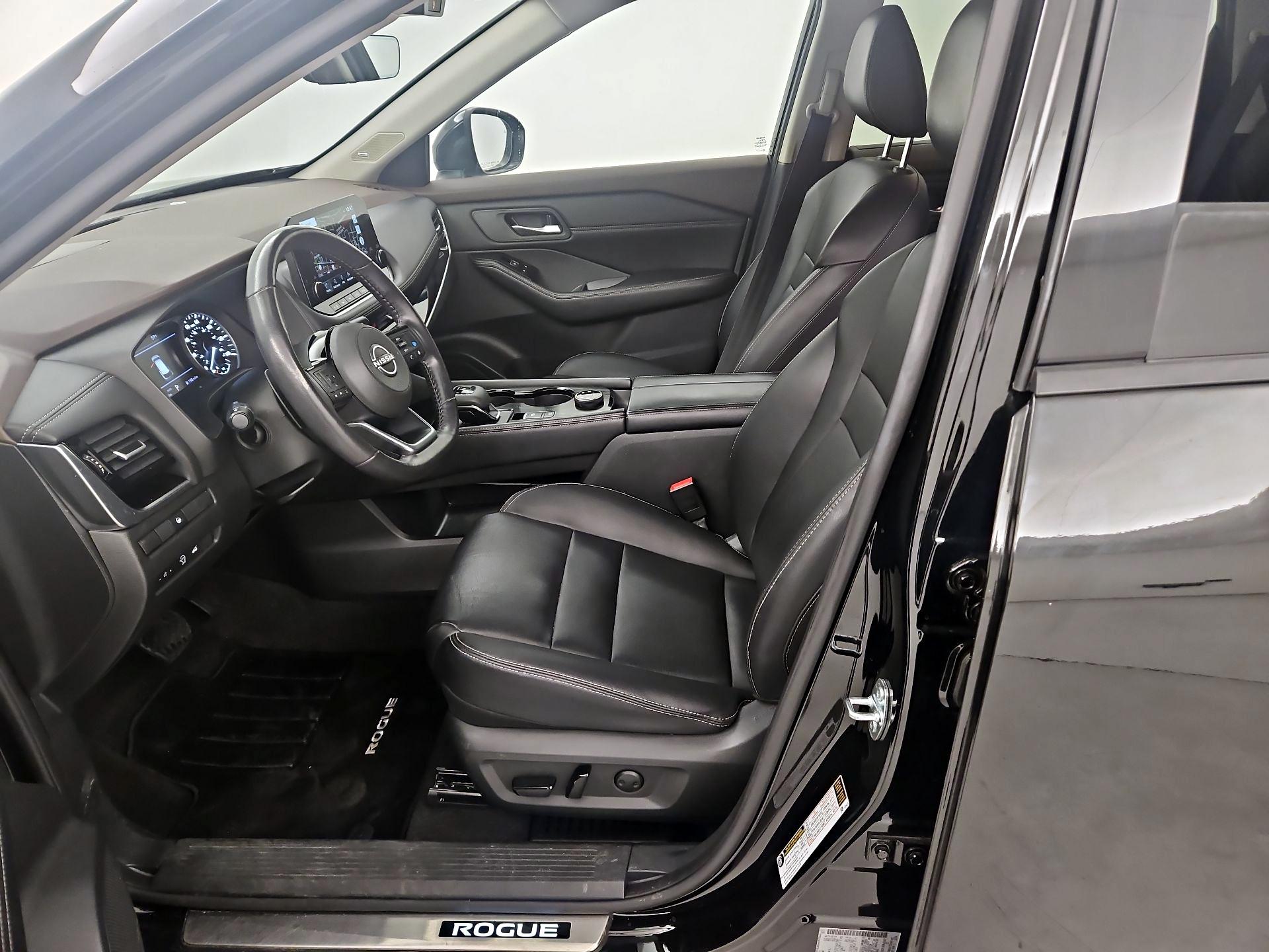 Thumbnail: 2023 Nissan Rogue - 11