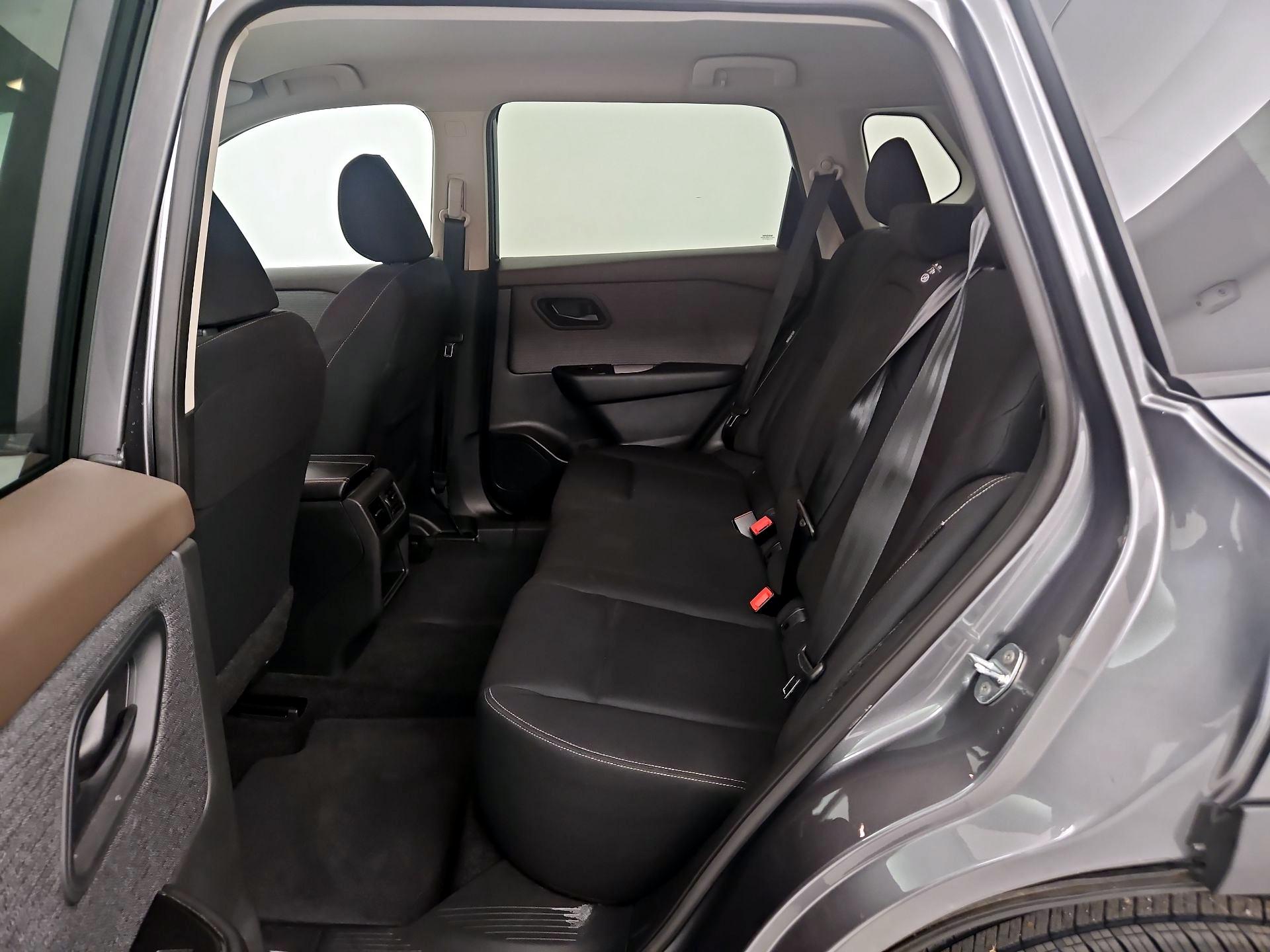 Thumbnail: 2023 Nissan Rogue - 19