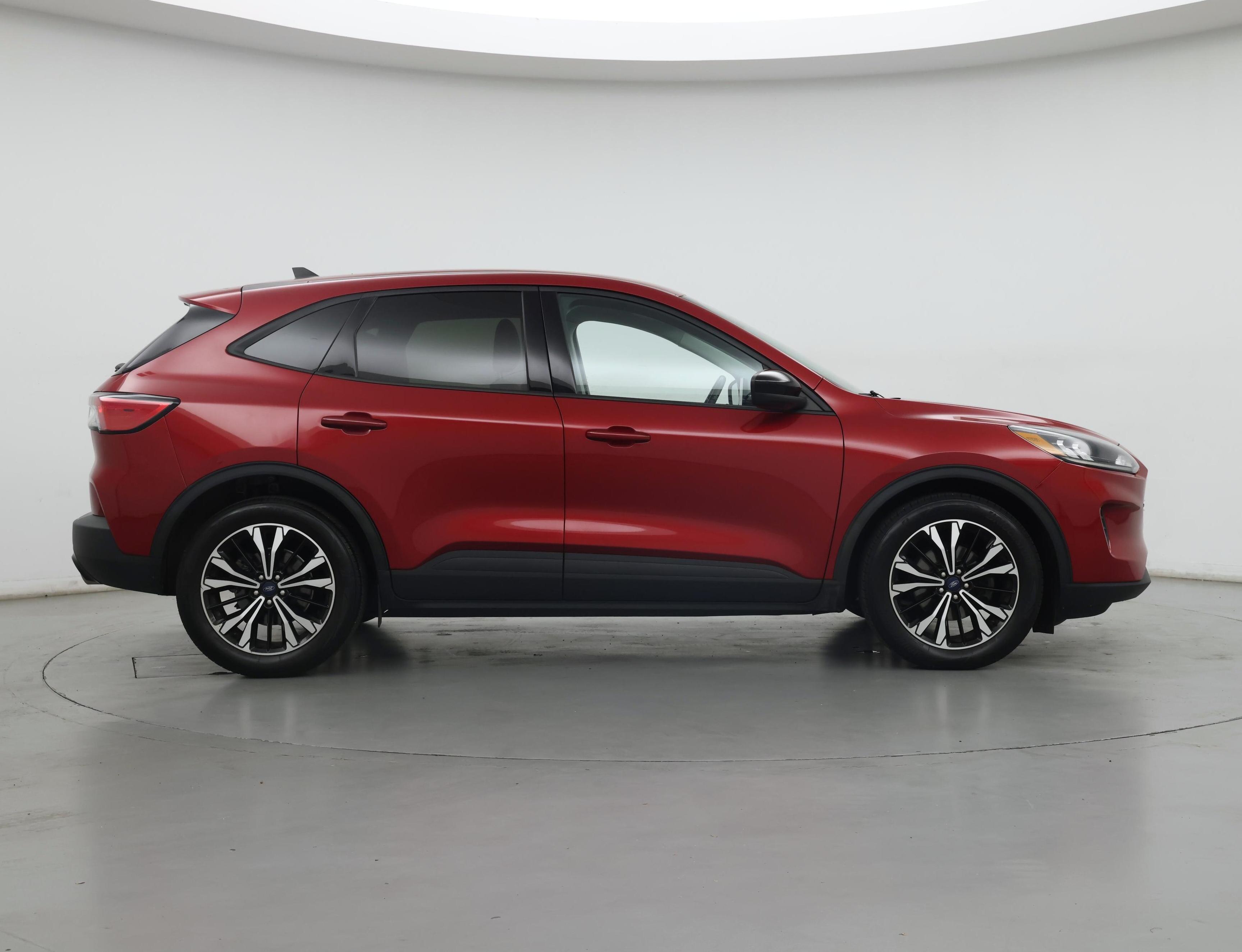 Thumbnail: 2021 Ford Escape - 7