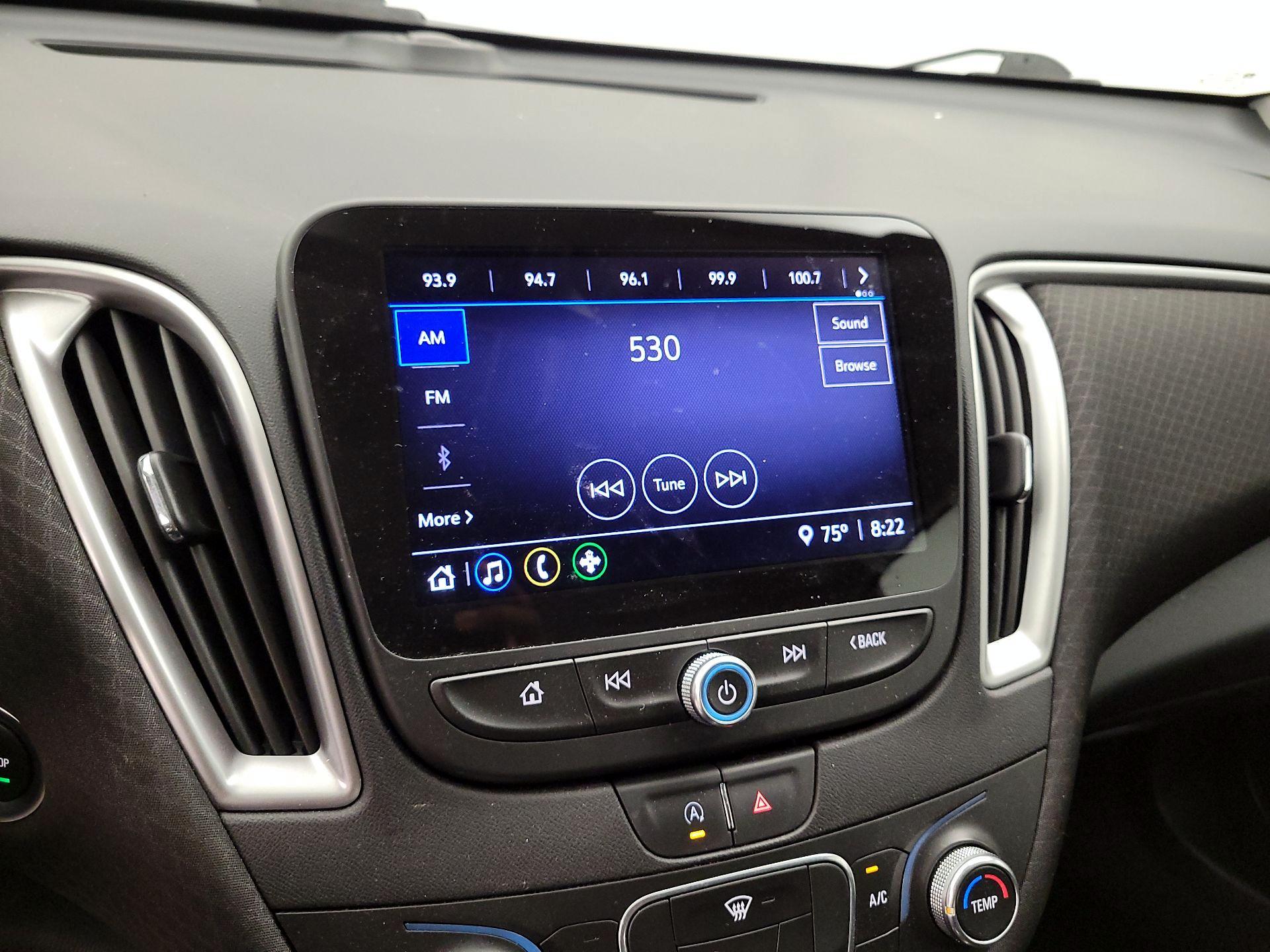 Thumbnail: 2022 Chevrolet Malibu - 14