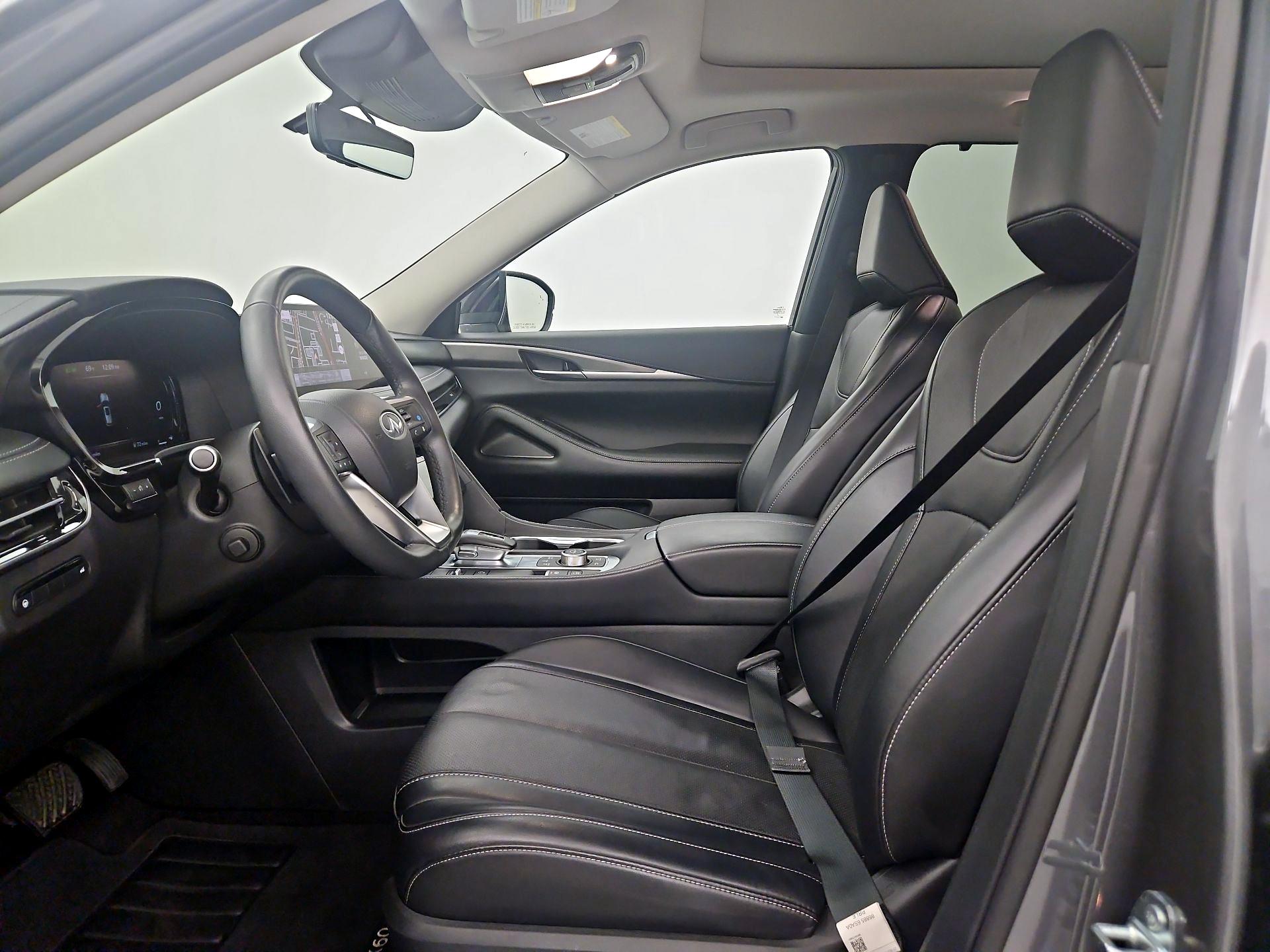Thumbnail: 2023 INFINITI QX60 - 11