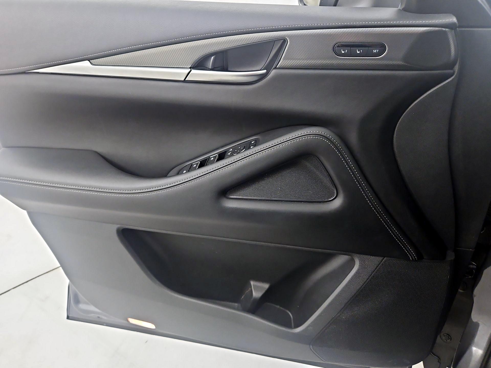 Thumbnail: 2023 INFINITI QX60 - 12