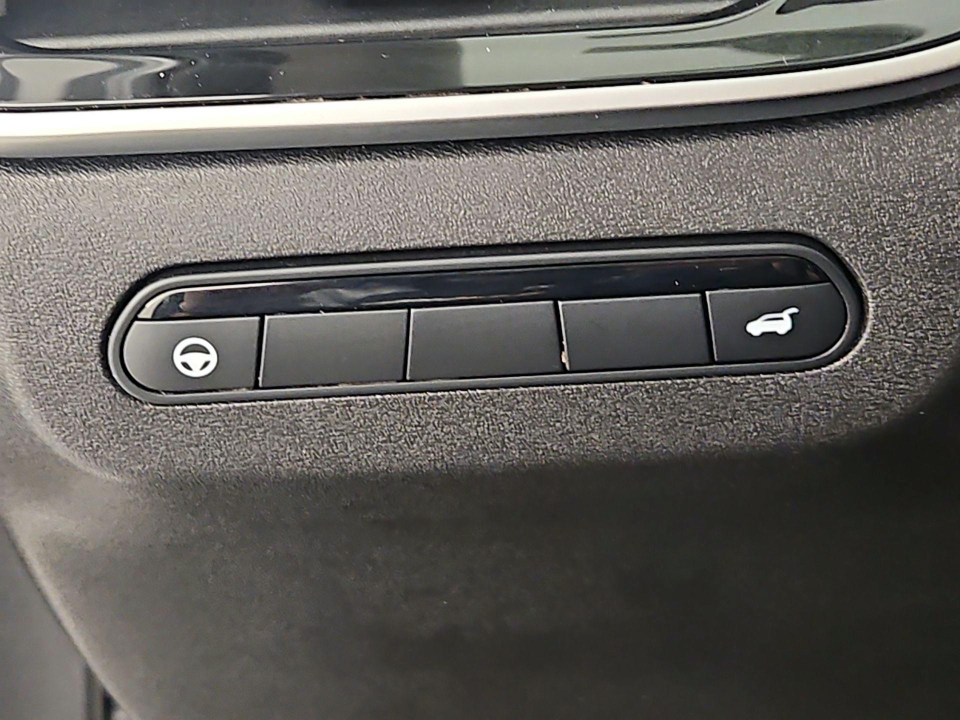Thumbnail: 2023 INFINITI QX60 - 13