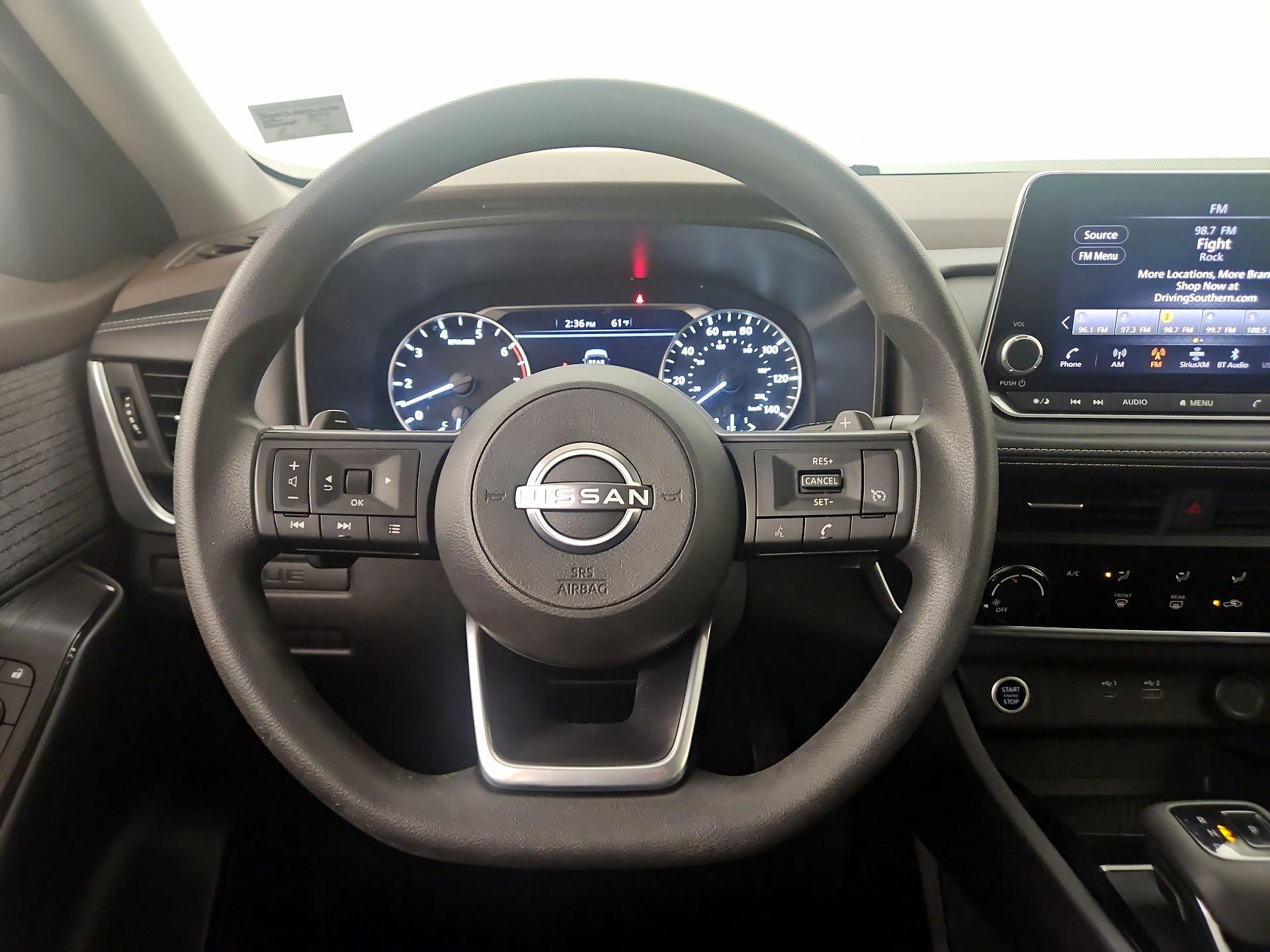 Thumbnail: 2023 Nissan Rogue - 10