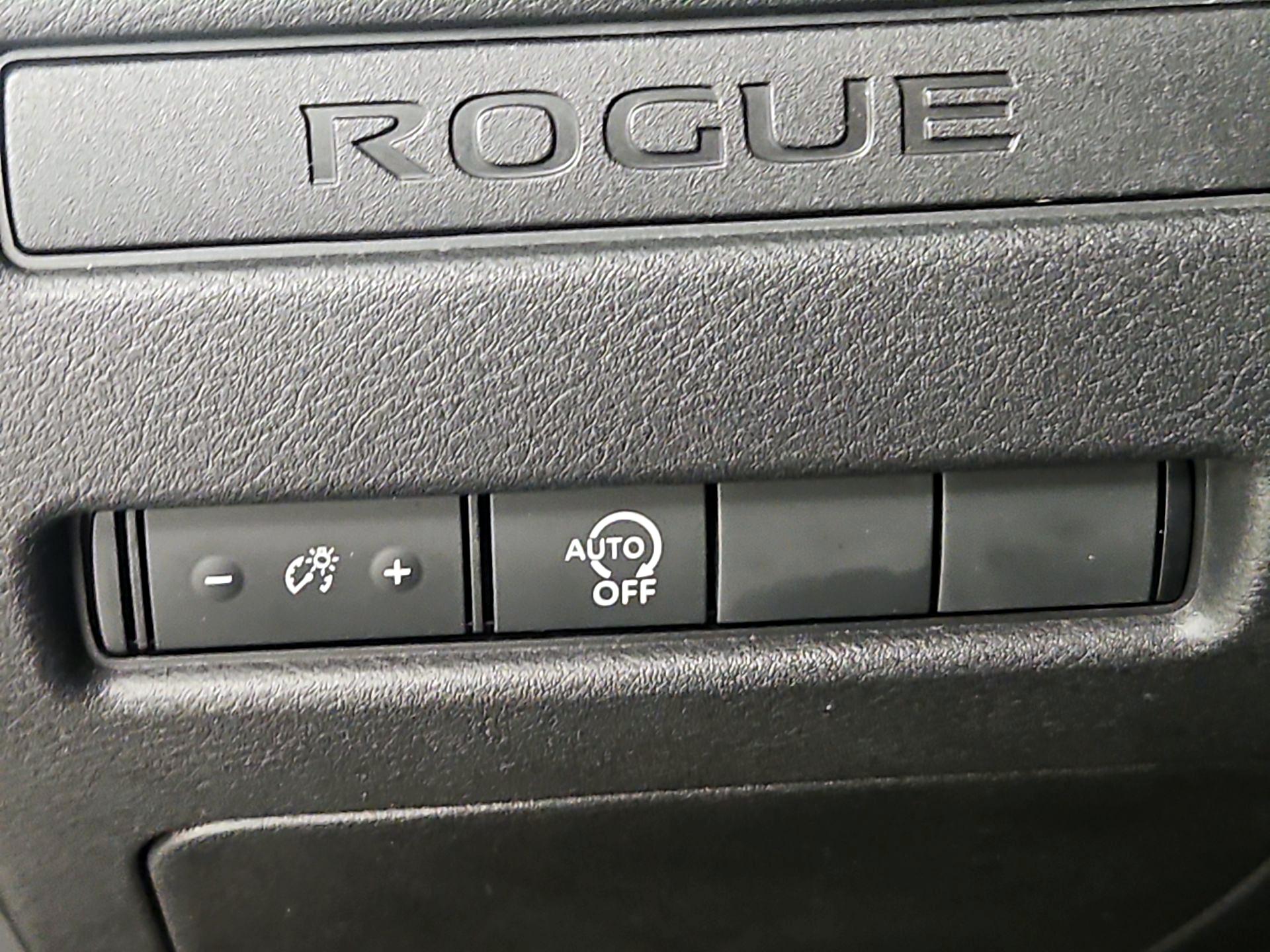 Thumbnail: 2023 Nissan Rogue - 13