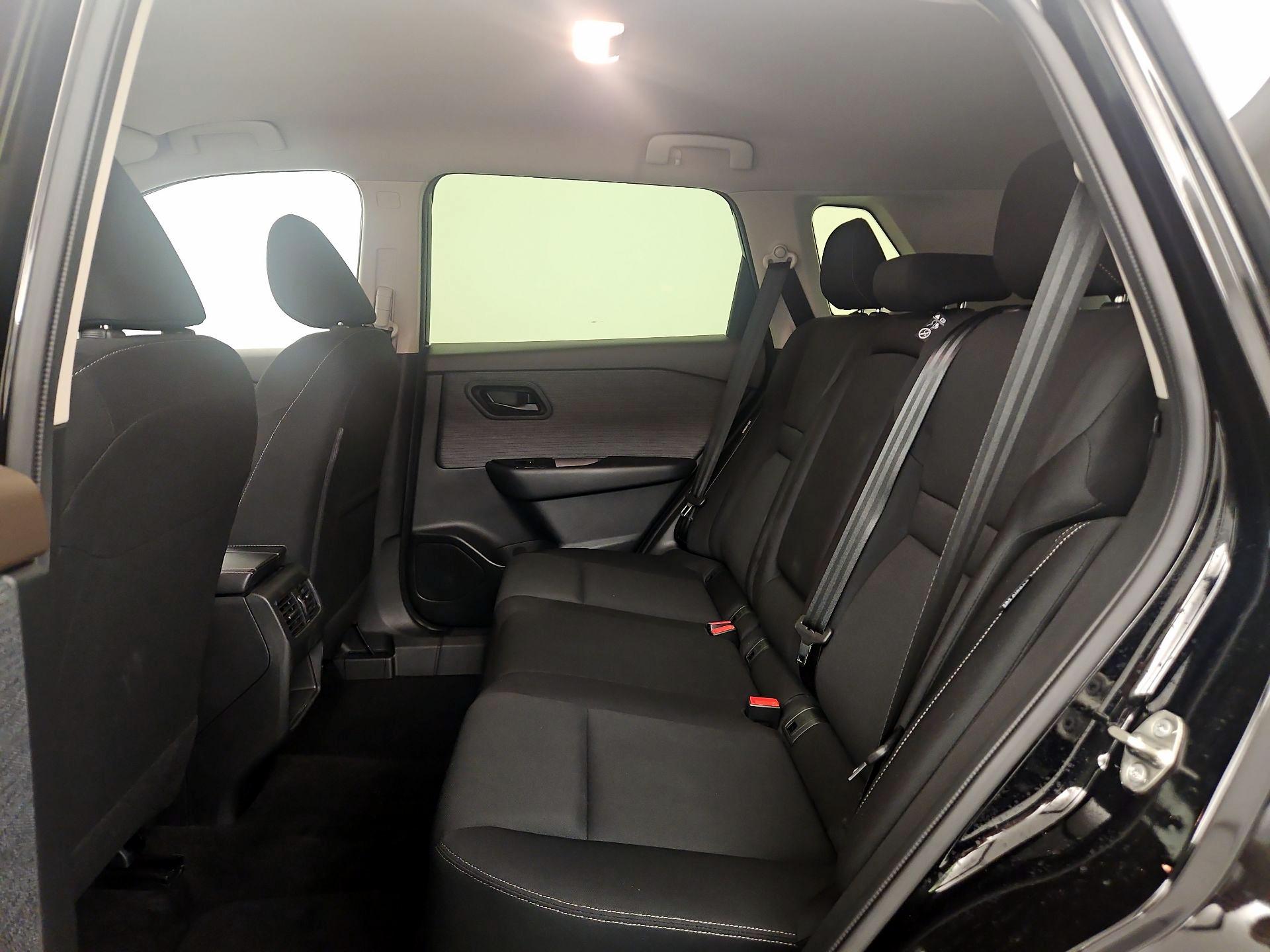 Thumbnail: 2023 Nissan Rogue - 19