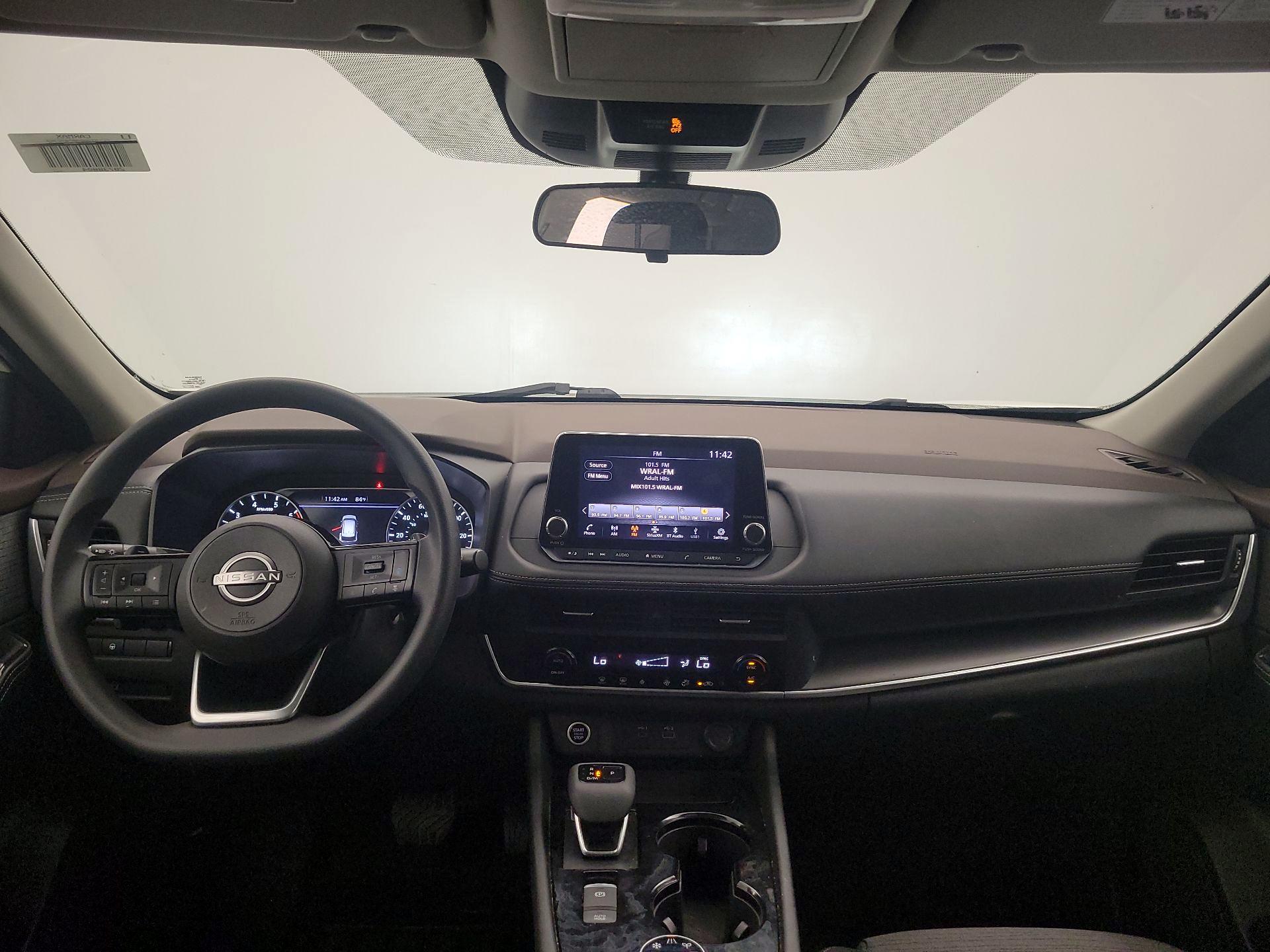 Thumbnail: 2023 Nissan Rogue - 9