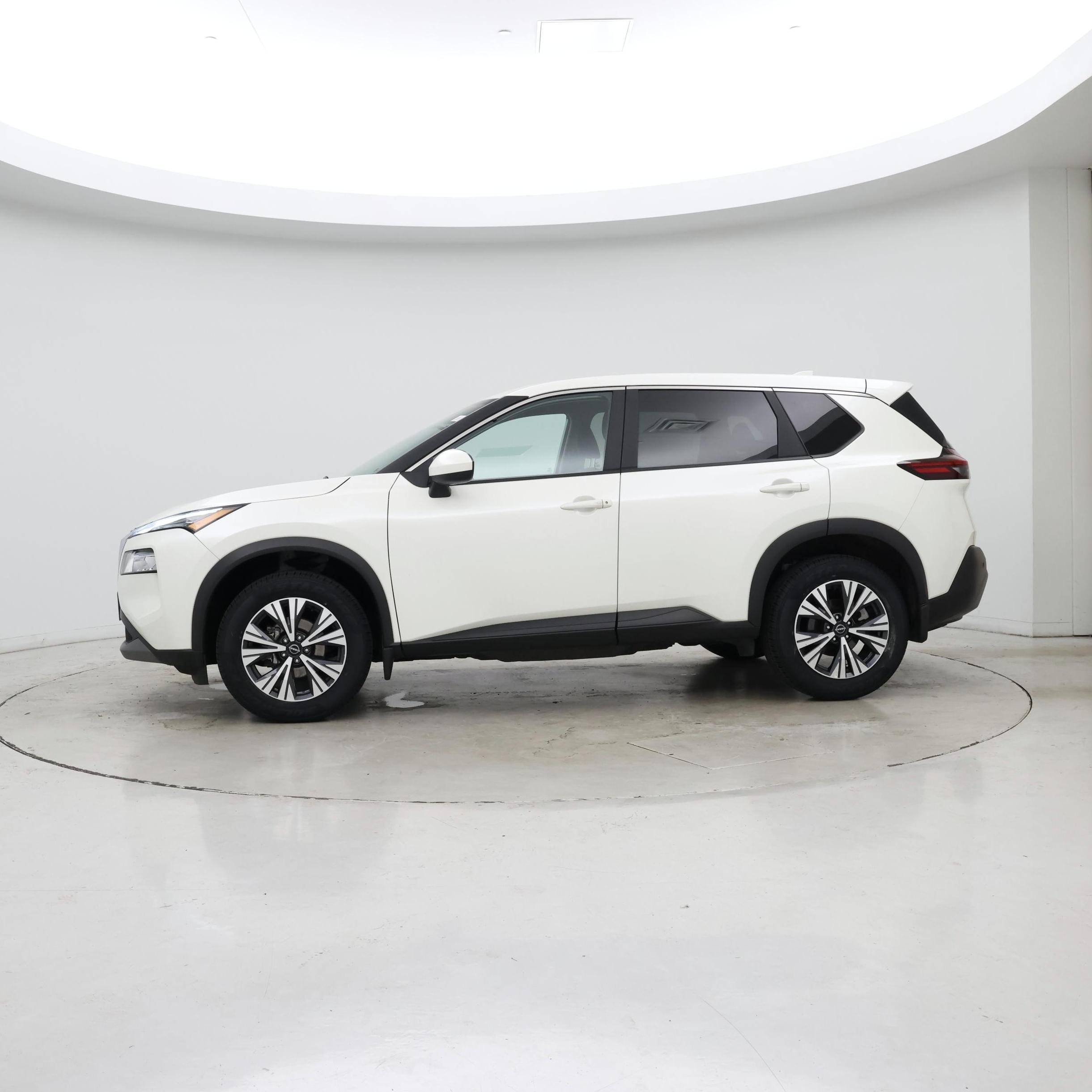 Thumbnail: 2023 Nissan Rogue - 3