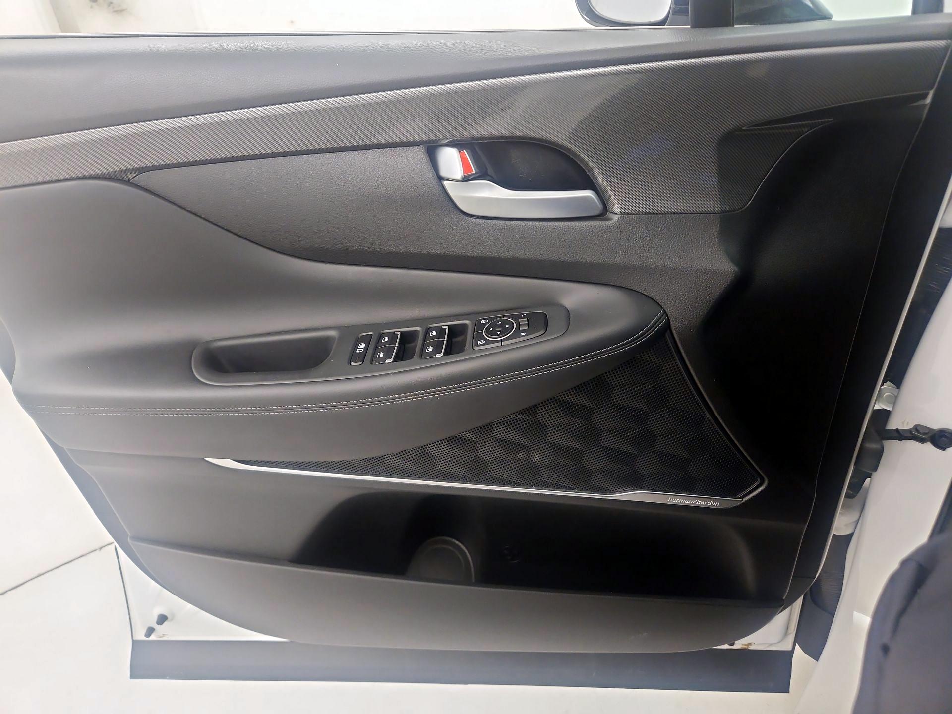 Thumbnail: 2023 Hyundai Santa Fe - 12
