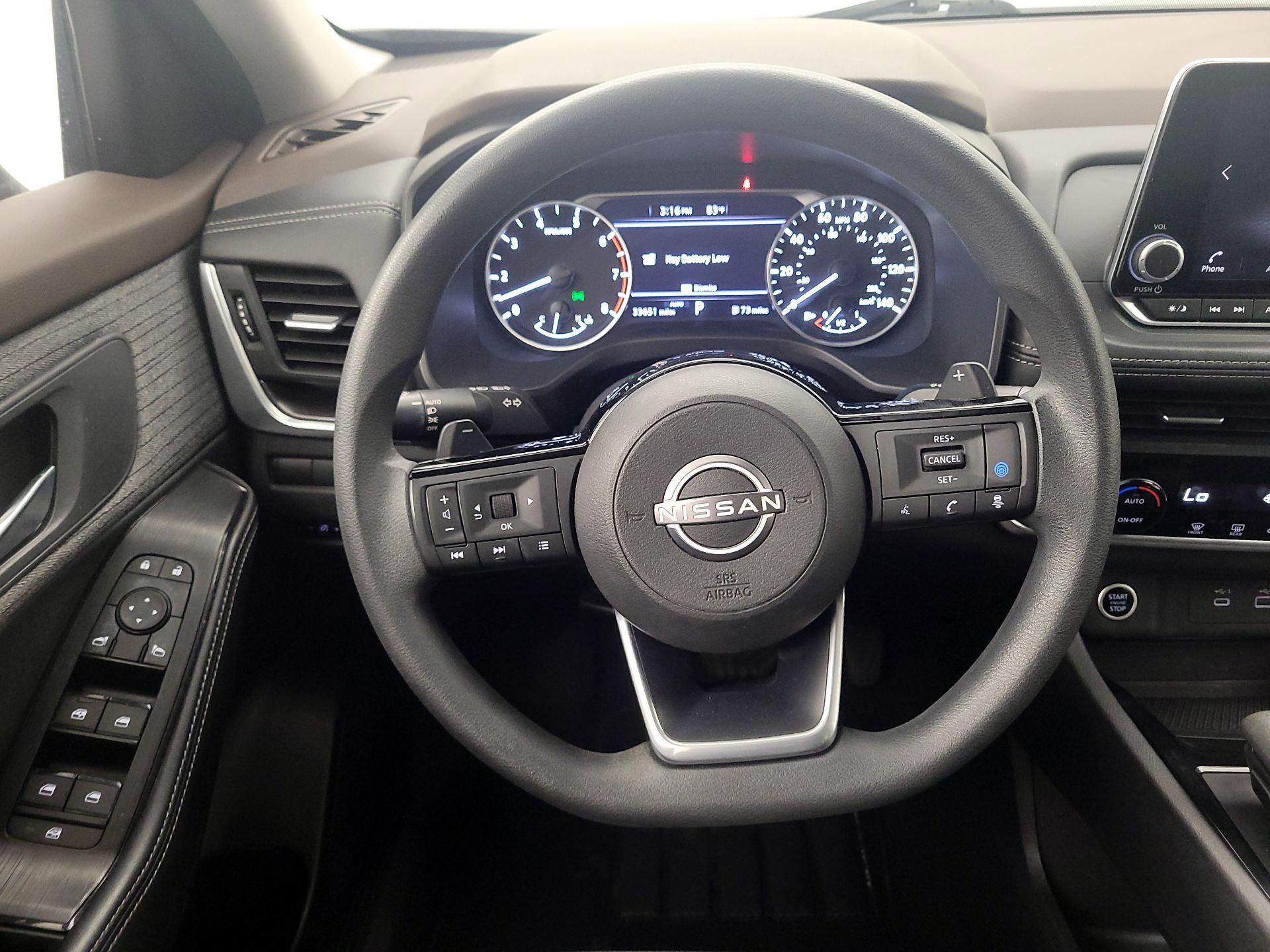 Thumbnail: 2023 Nissan Rogue - 10