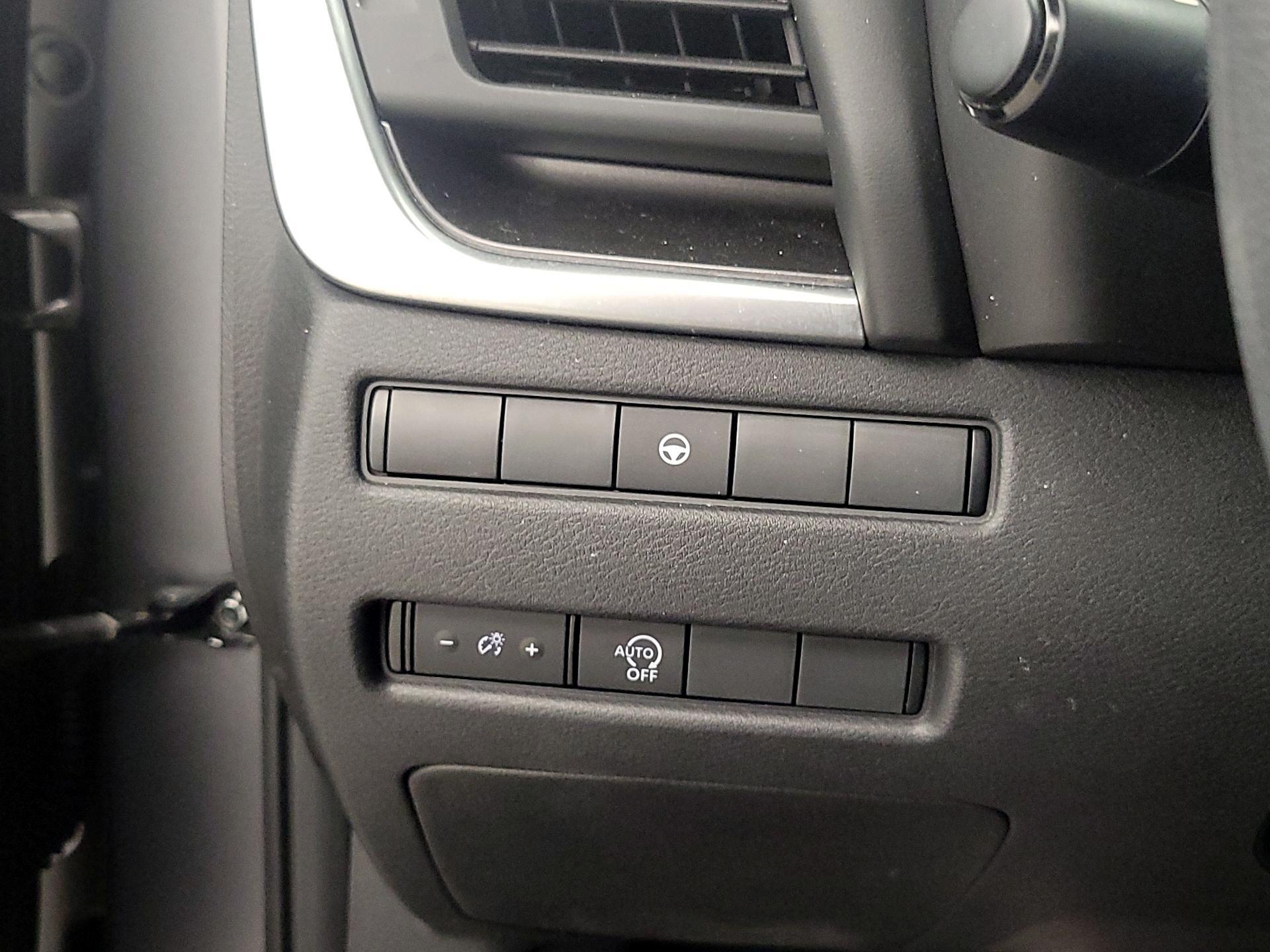 Thumbnail: 2023 Nissan Rogue - 13