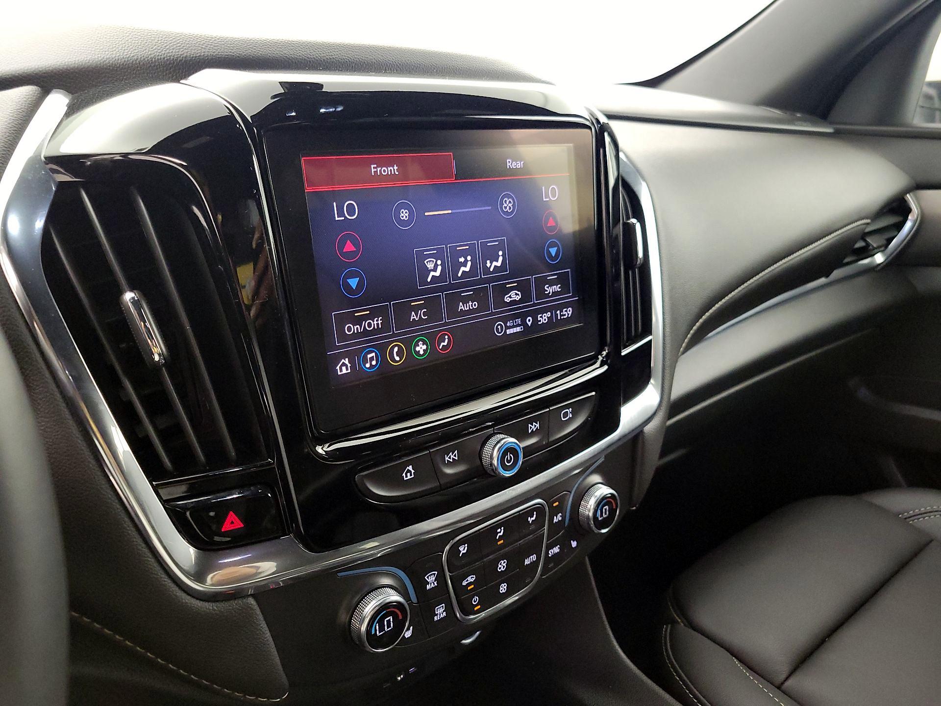 Thumbnail: 2023 Chevrolet Traverse - 16