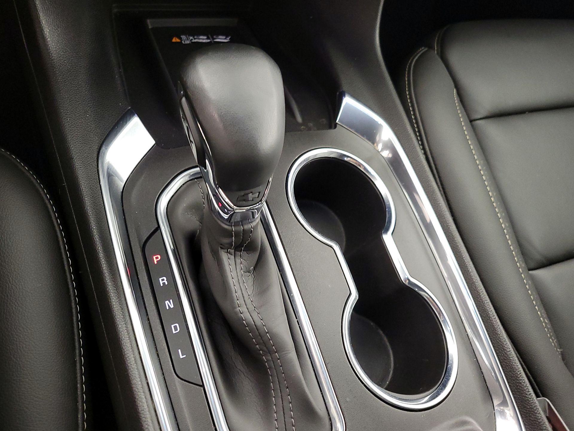 Thumbnail: 2023 Chevrolet Traverse - 17