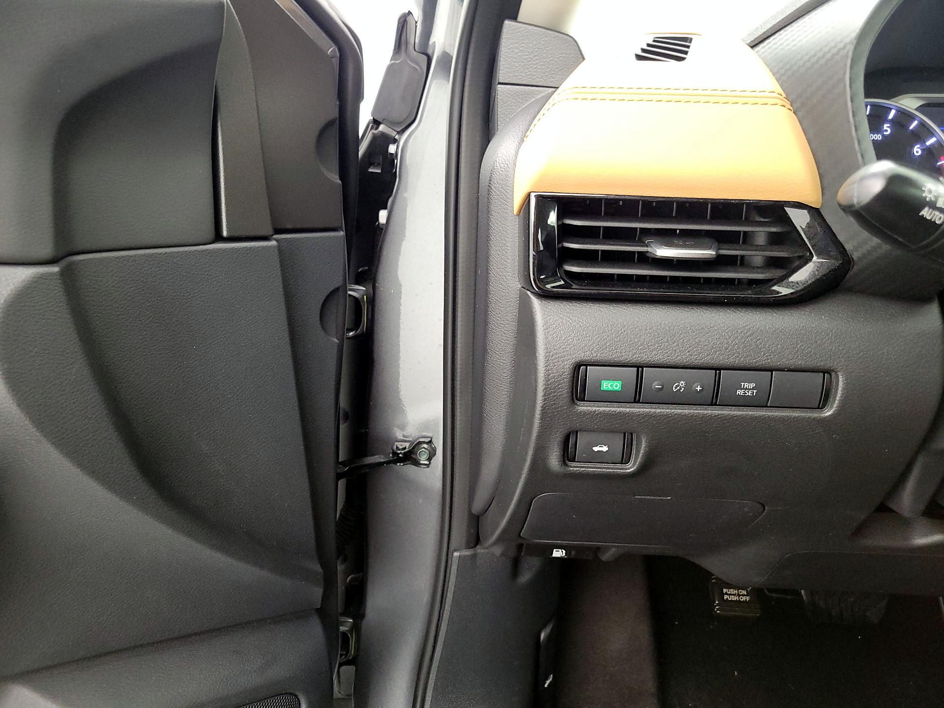 Thumbnail: 2023 Nissan Sentra - 13