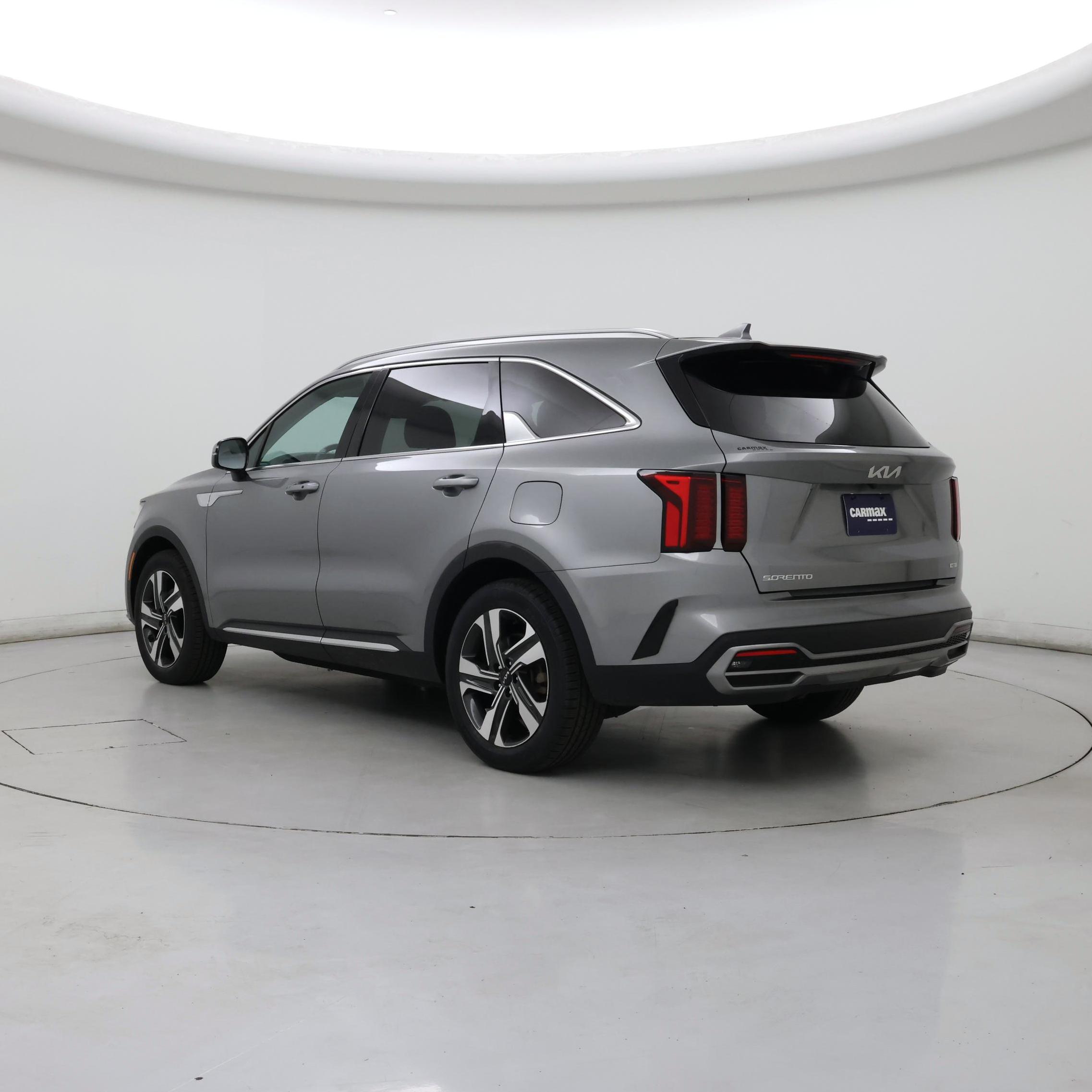 Thumbnail: 2023 Kia Sorento - 2