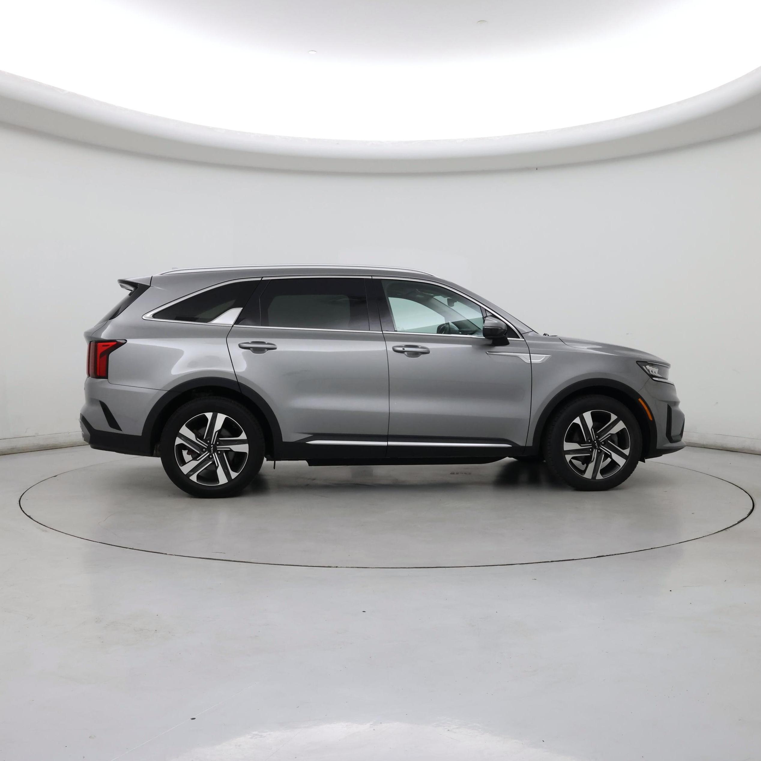 Thumbnail: 2023 Kia Sorento - 7