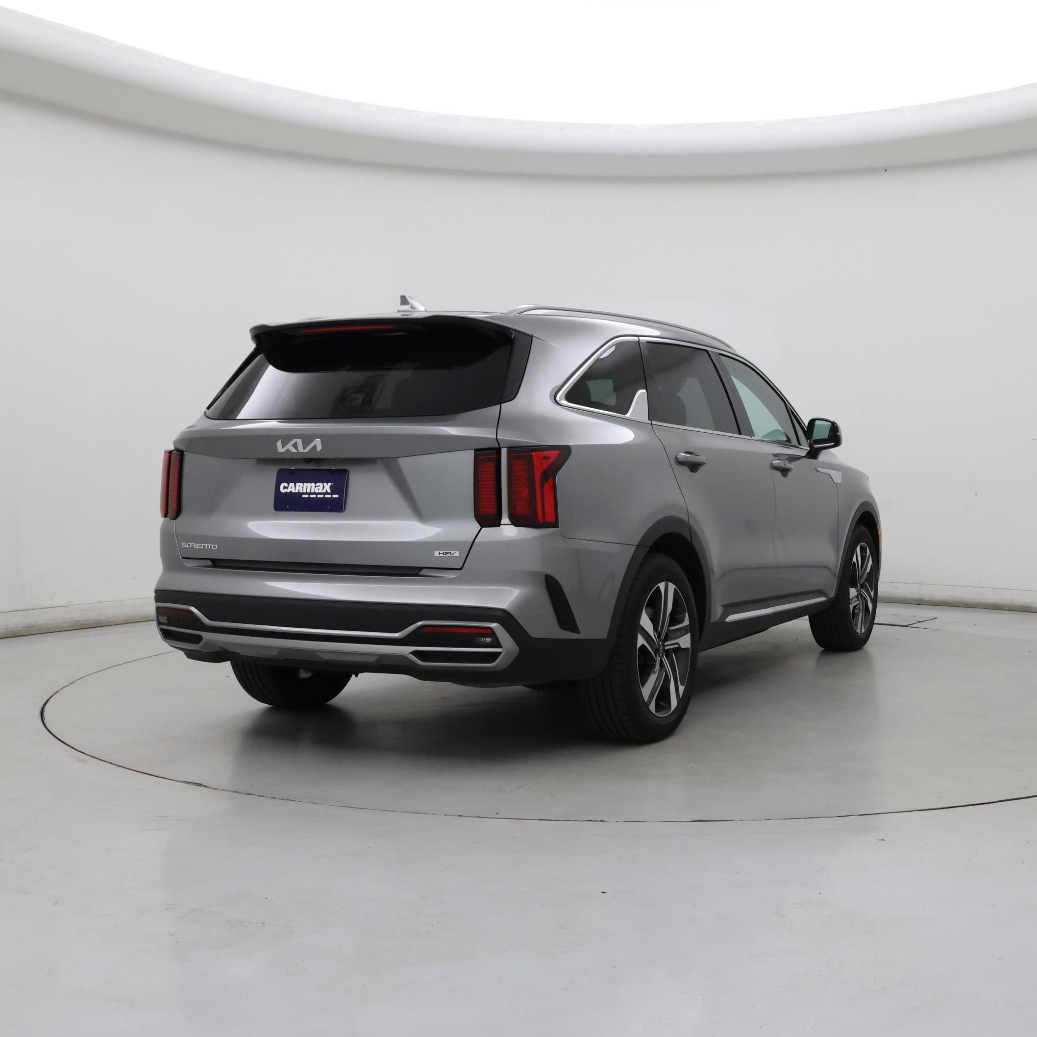 Thumbnail: 2023 Kia Sorento - 8