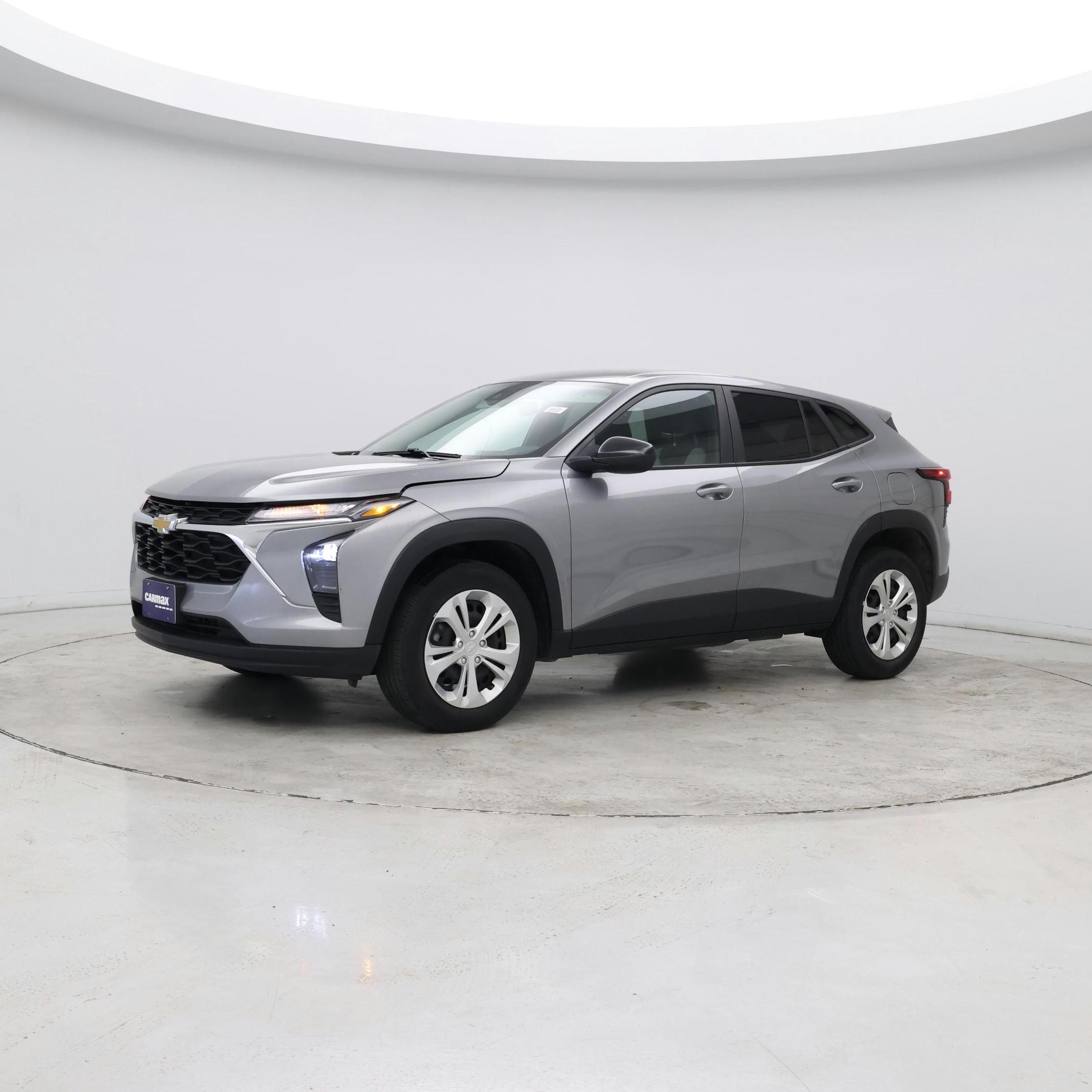 Thumbnail: 2024 Chevrolet Trax - 3