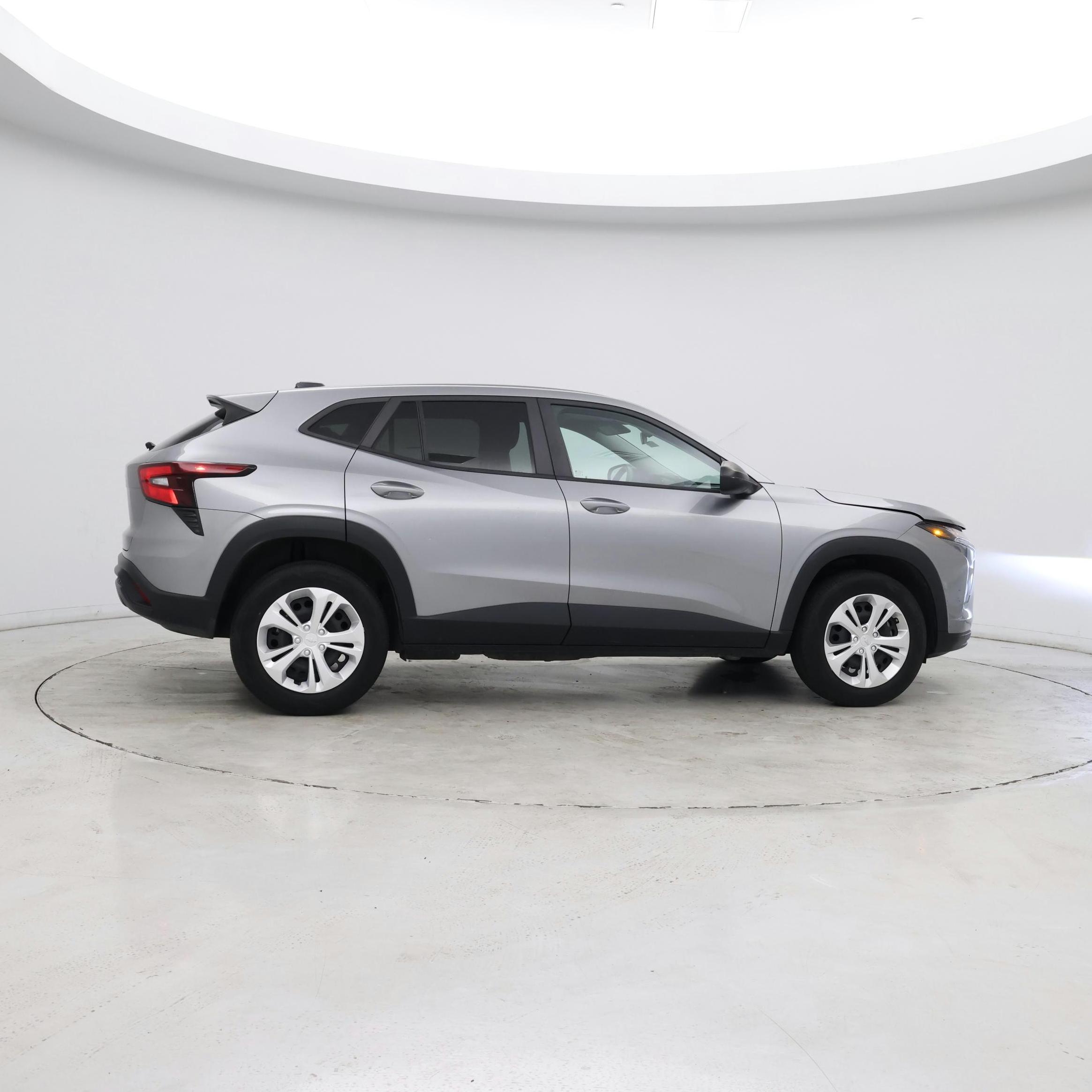 Thumbnail: 2024 Chevrolet Trax - 8