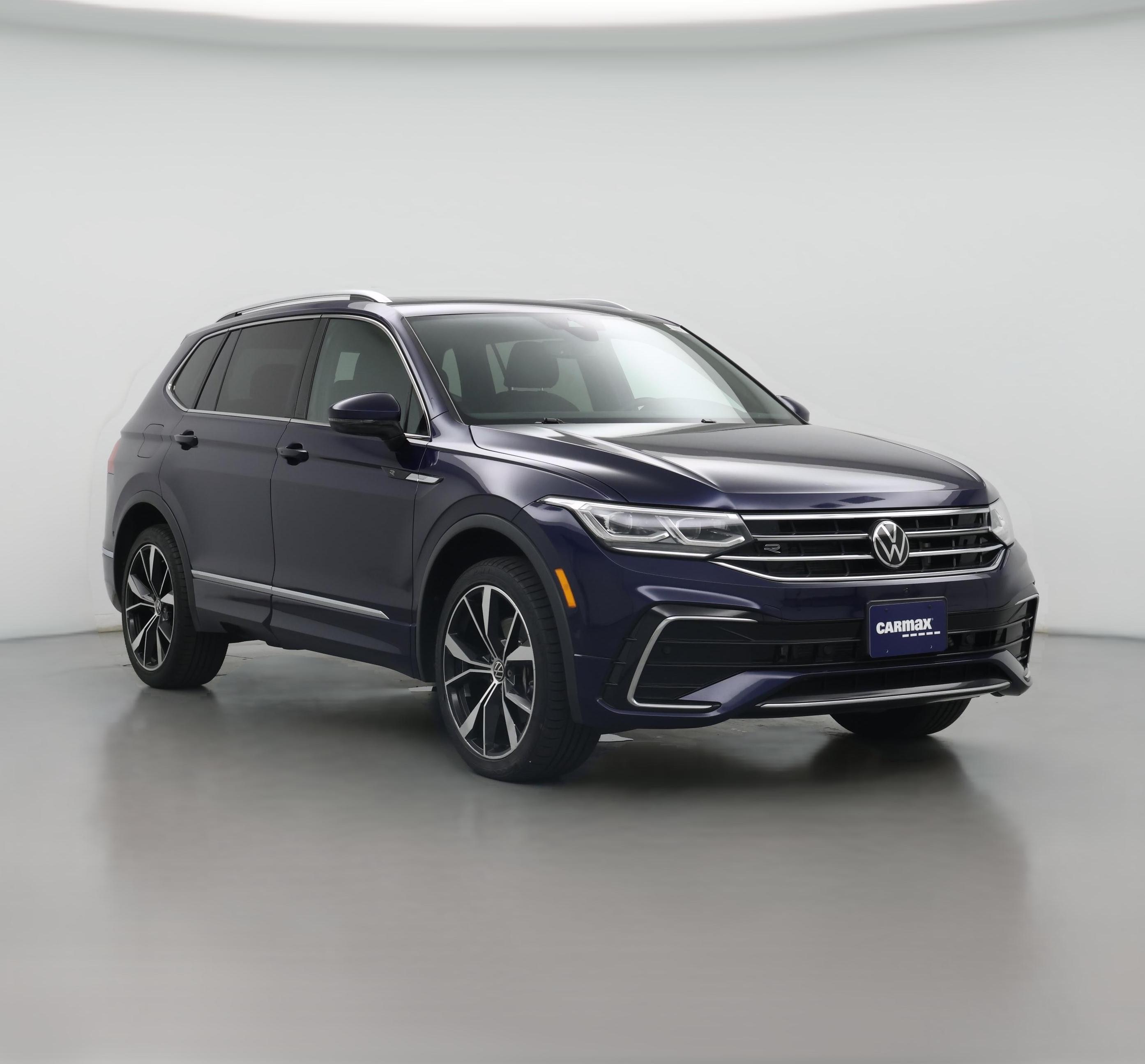 Thumbnail: 2022 Volkswagen Tiguan - 1