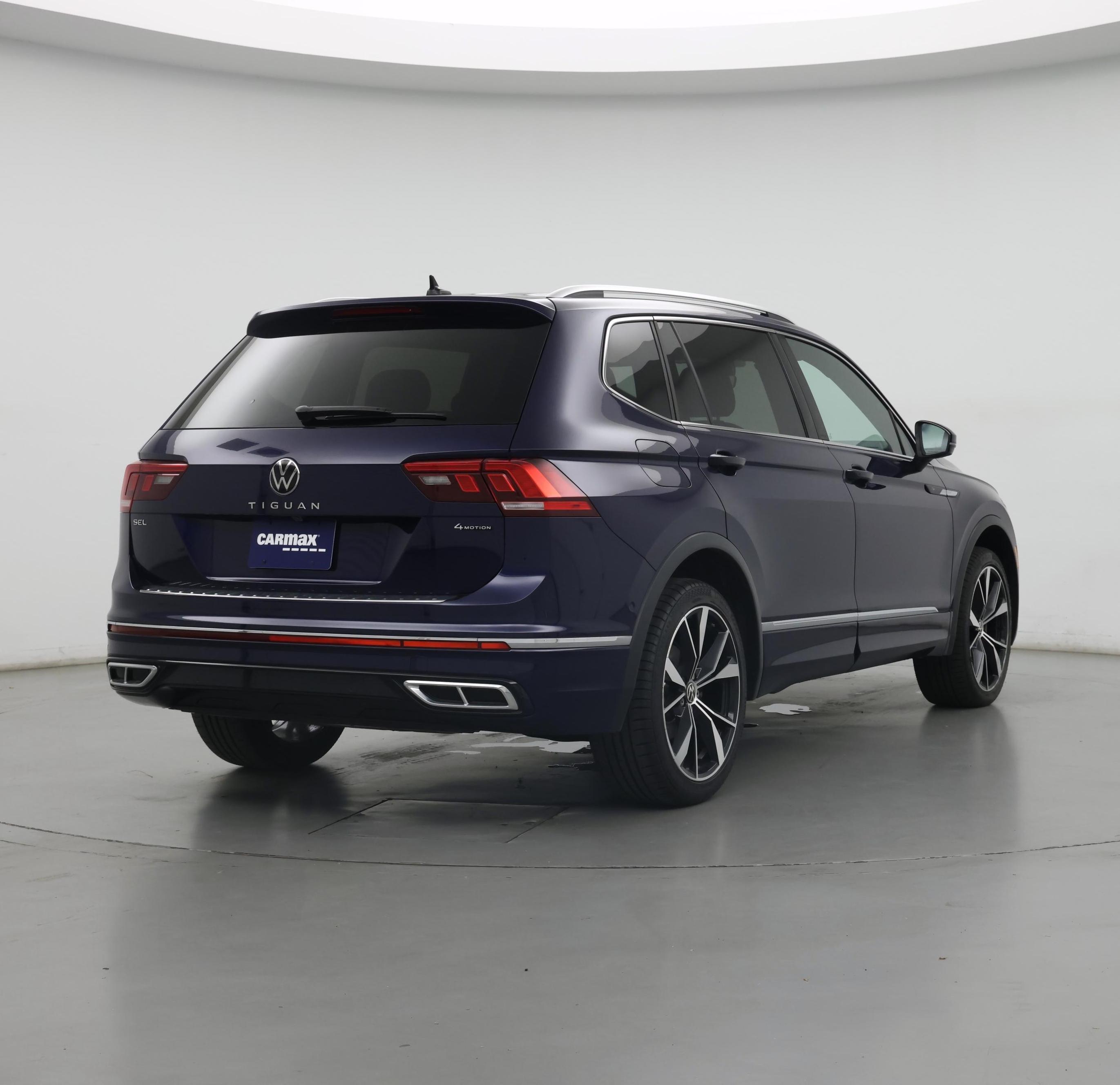 Thumbnail: 2022 Volkswagen Tiguan - 8