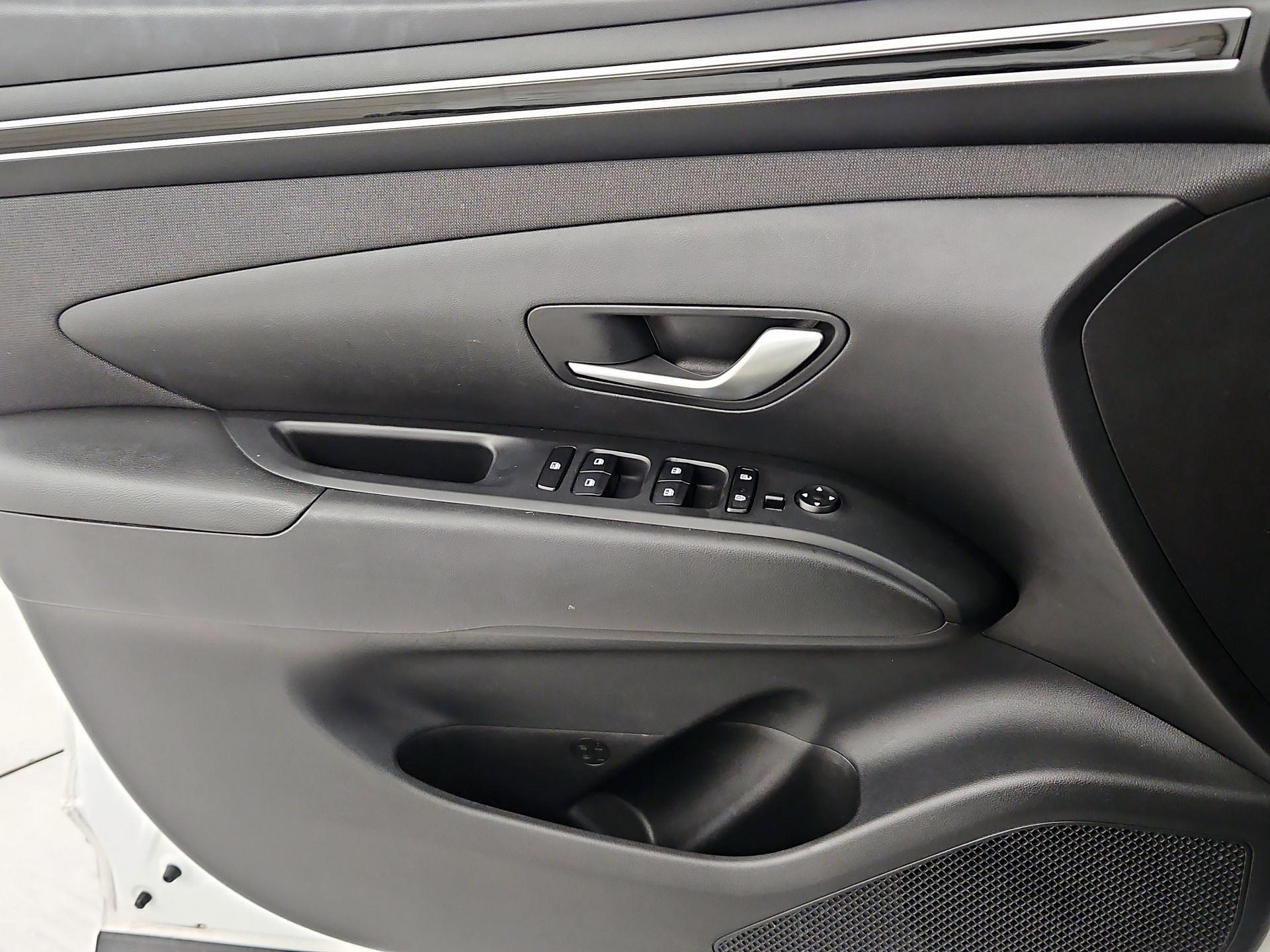 Thumbnail: 2023 Hyundai Tucson - 12