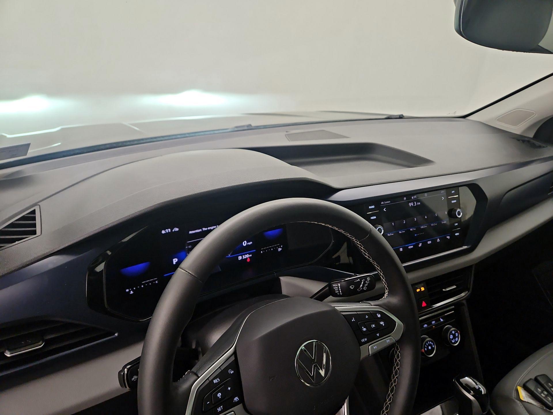 Thumbnail: 2023 Volkswagen Taos - 9