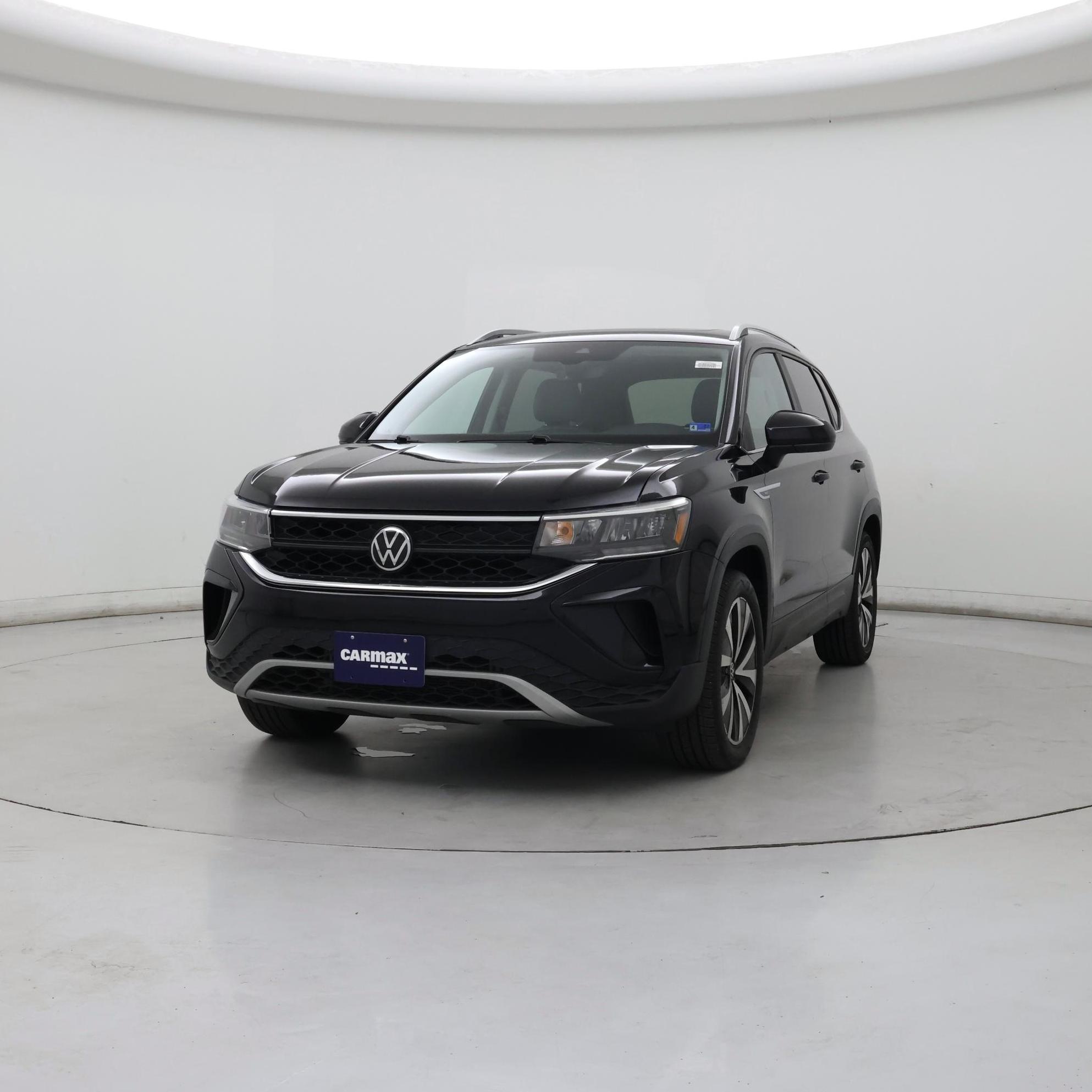 Thumbnail: 2023 Volkswagen Taos - 4