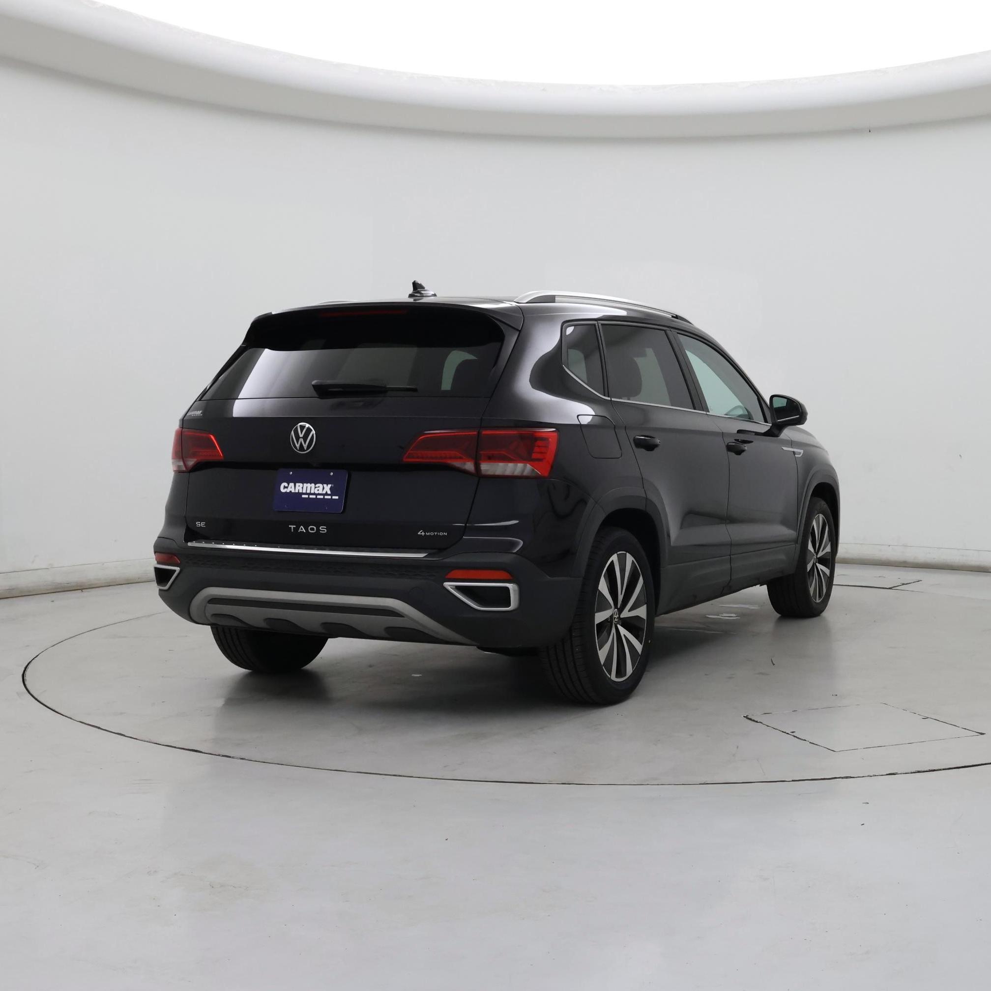 Thumbnail: 2023 Volkswagen Taos - 8