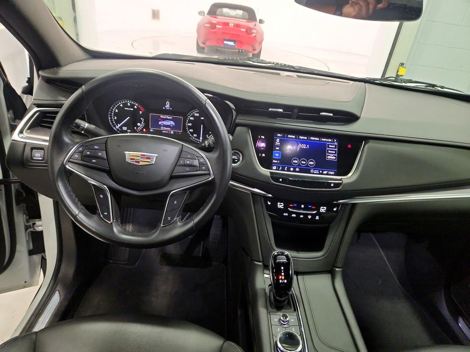 2023 Cadillac XT5 Luxury - Photo 10