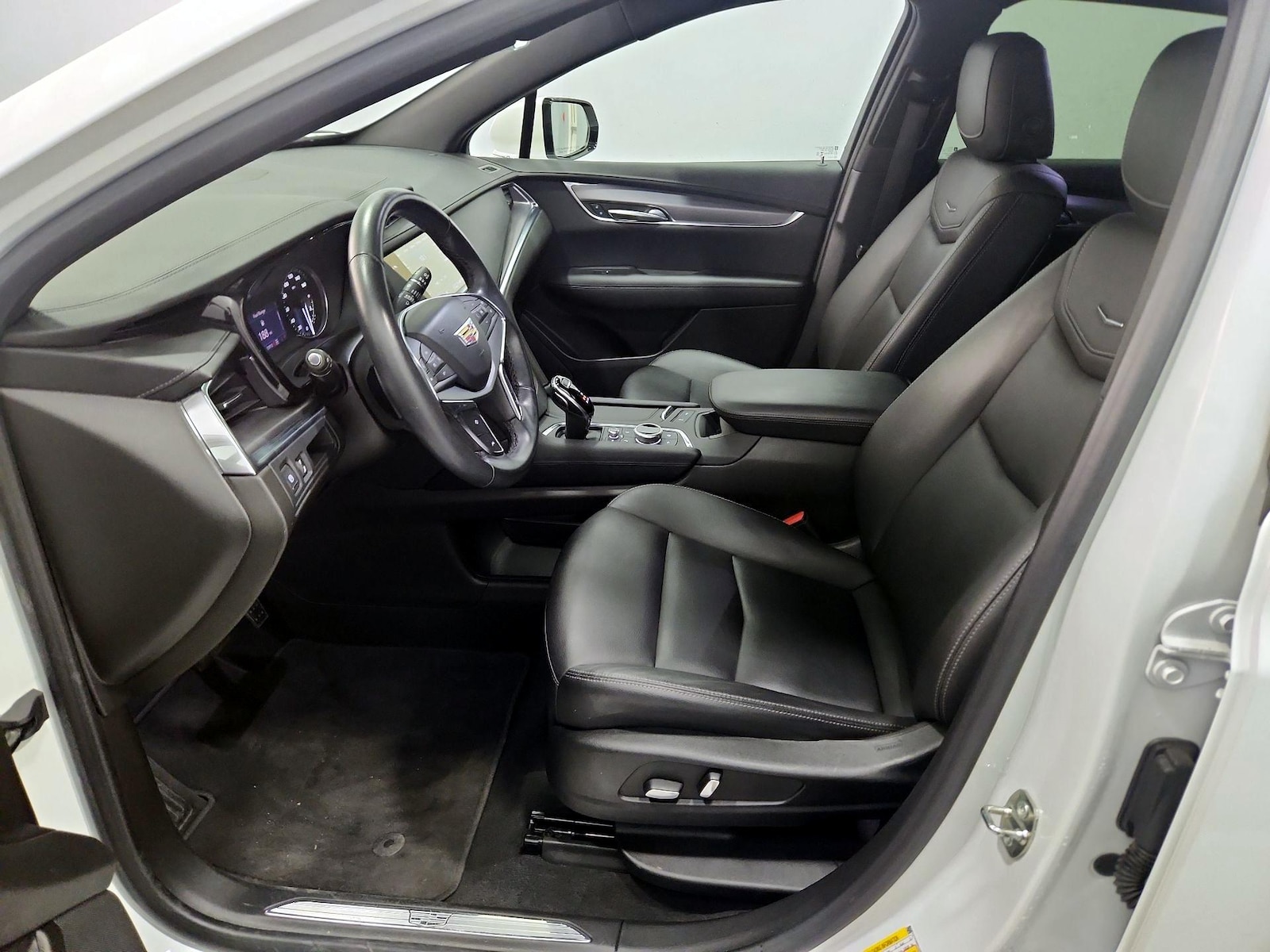 2023 Cadillac XT5 Luxury - Photo 12