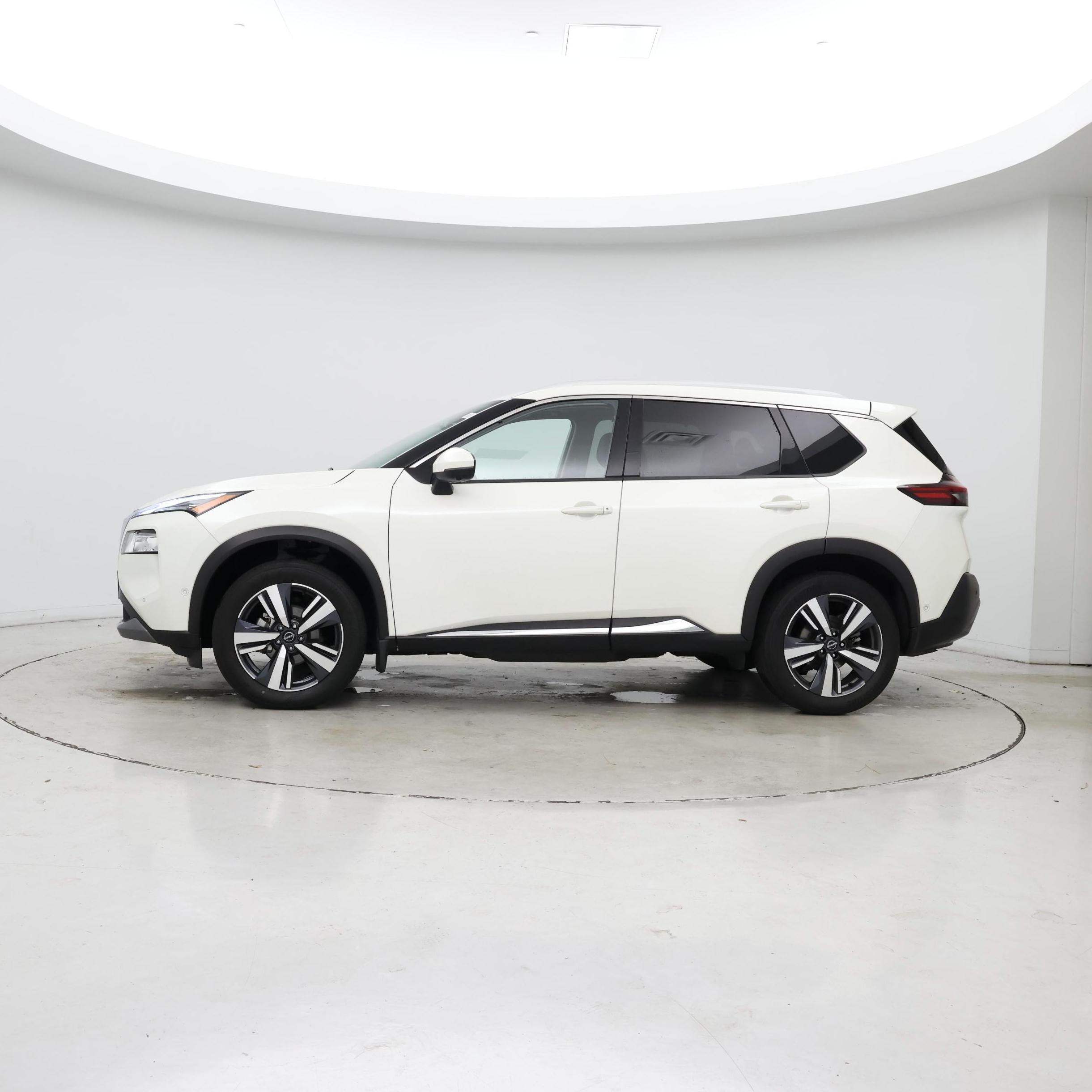 Thumbnail: 2023 Nissan Rogue - 3
