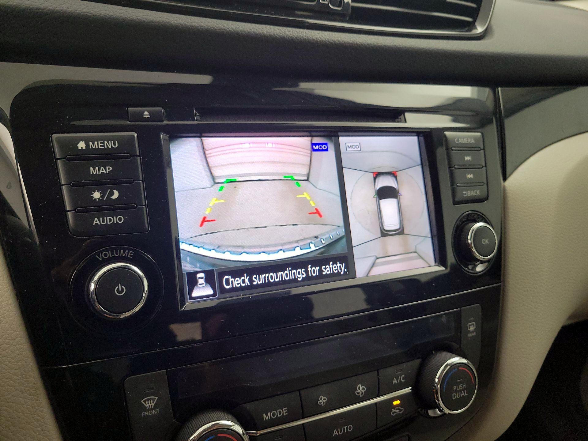 Thumbnail: 2022 Nissan Rogue Sport - 14