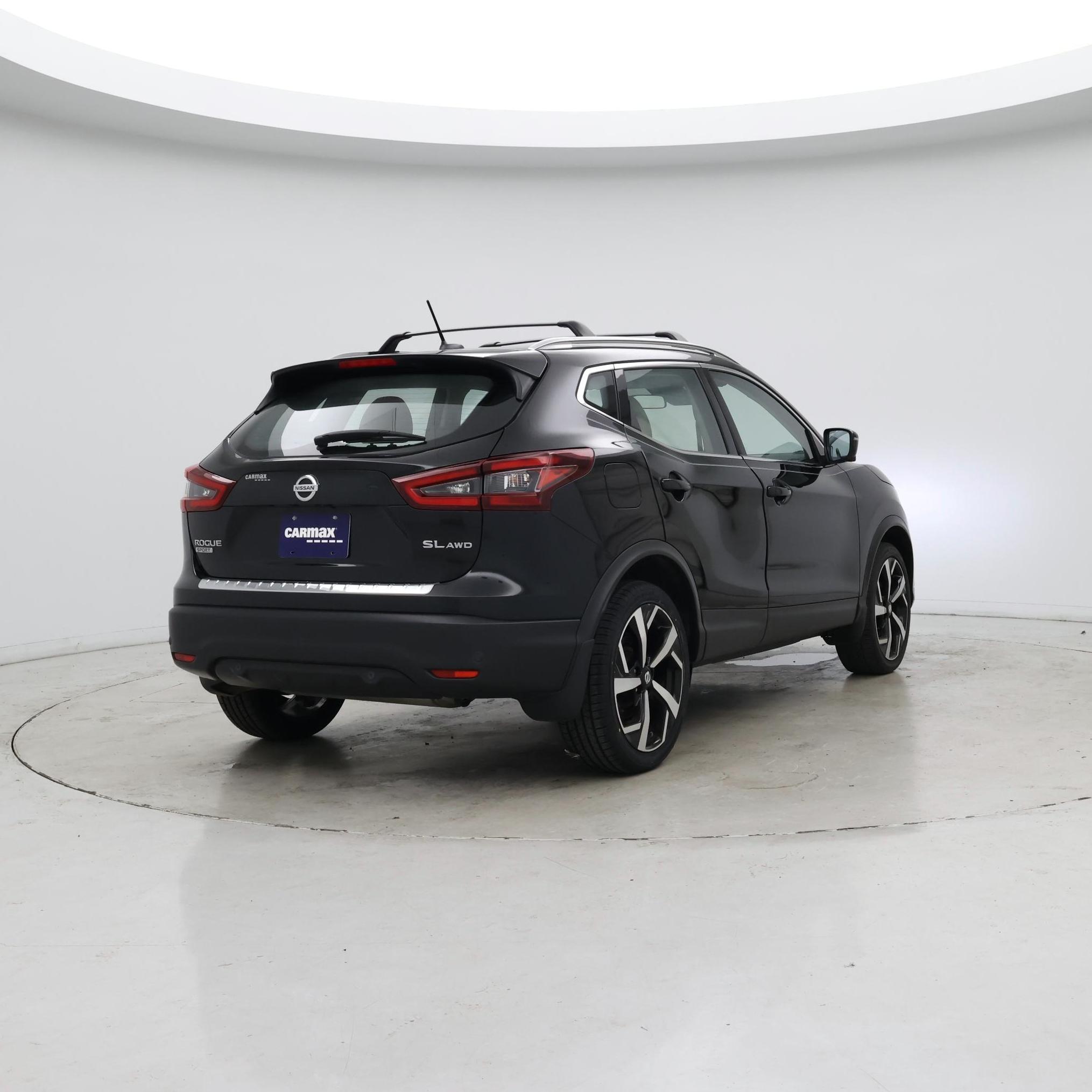 Thumbnail: 2022 Nissan Rogue Sport - 8