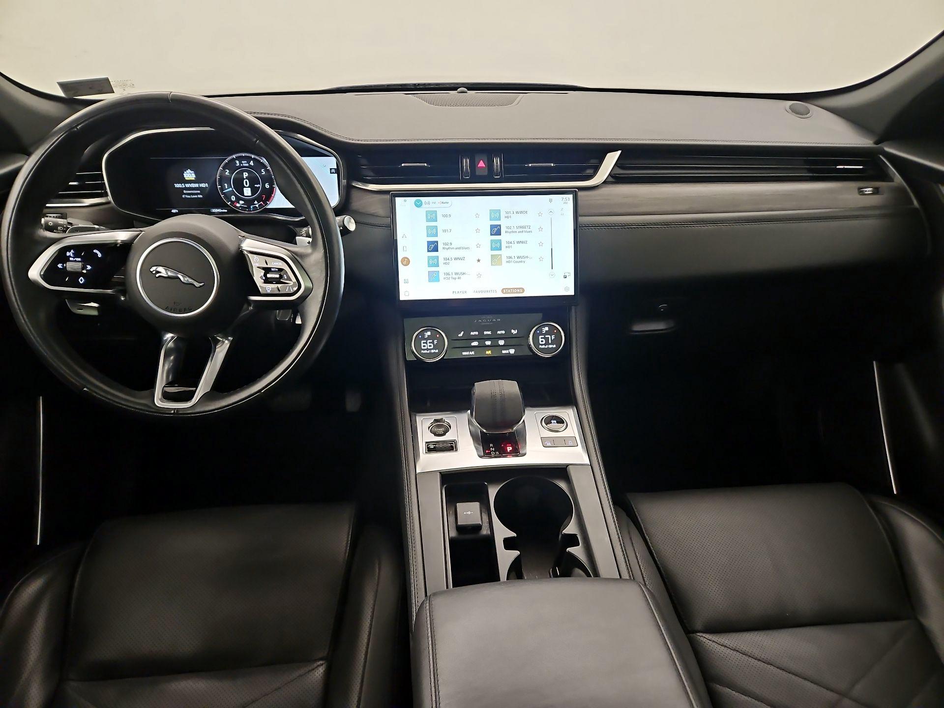 Thumbnail: 2023 Jaguar F-Pace - 9